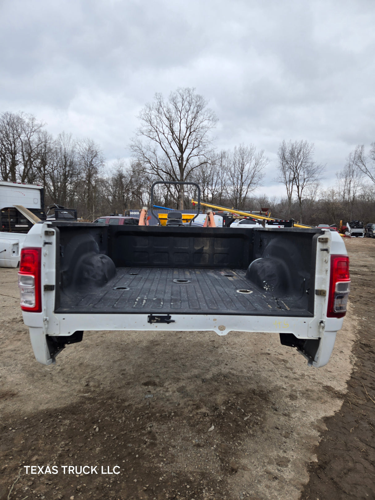 2019-2024 Dodge Ram 1500 2500 3500 5th Gen 6' 4" Short Truck Bed