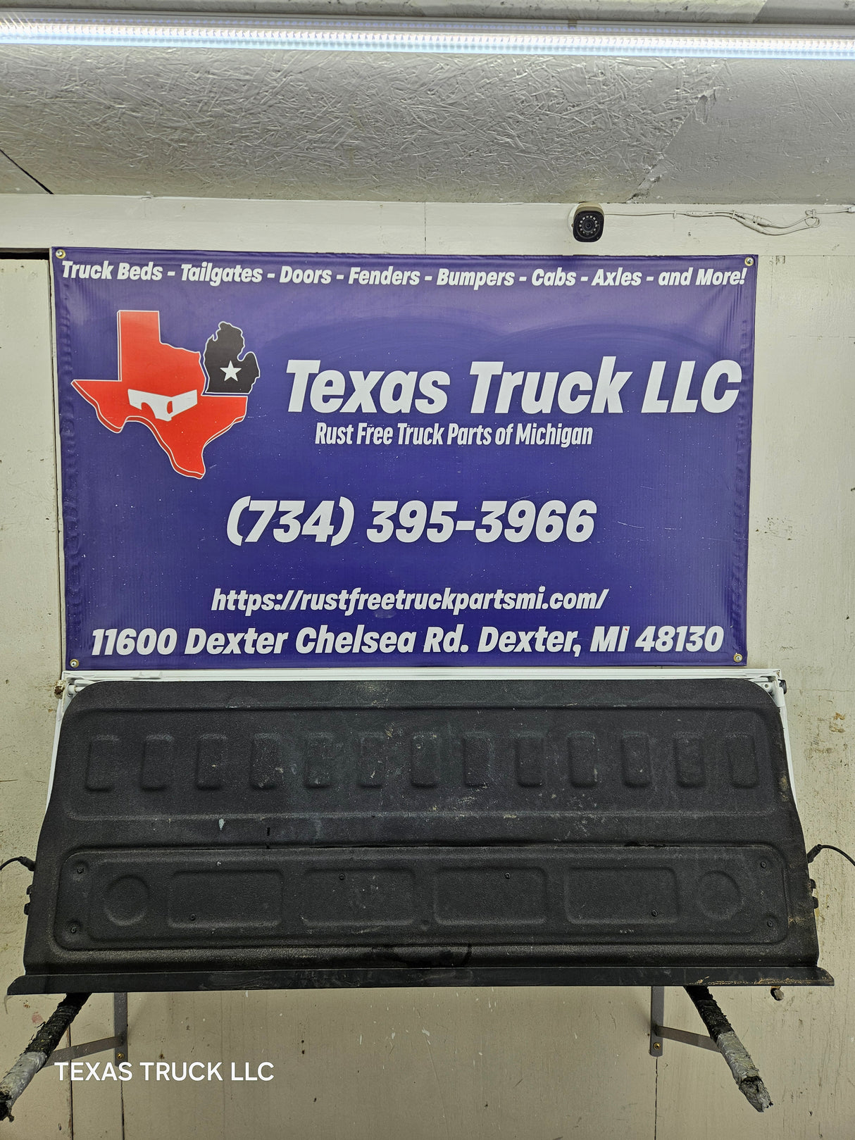 2019-2024 Chevrolet Silverado 2500 3500 Truck Tailgate