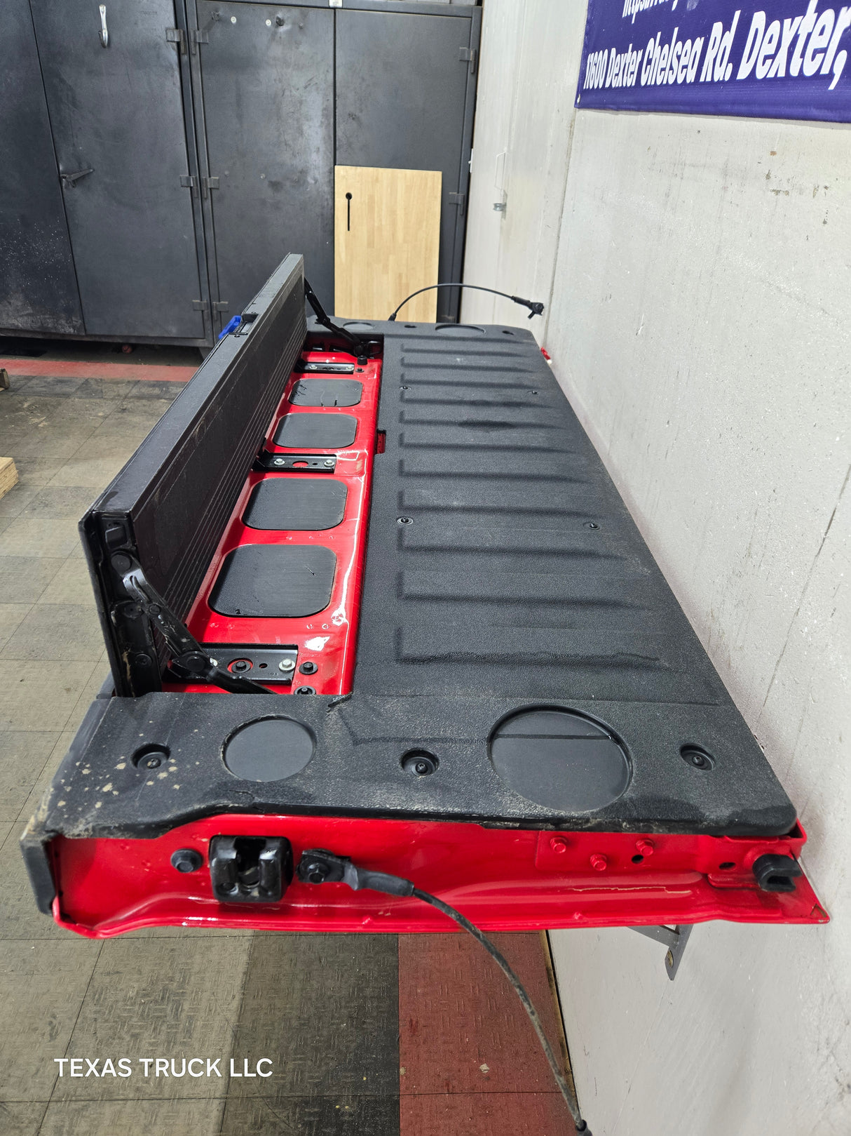 2019-2024 GMC Sierra / Chevrolet Silverado 2500 3500 HD Multipro Tailgate