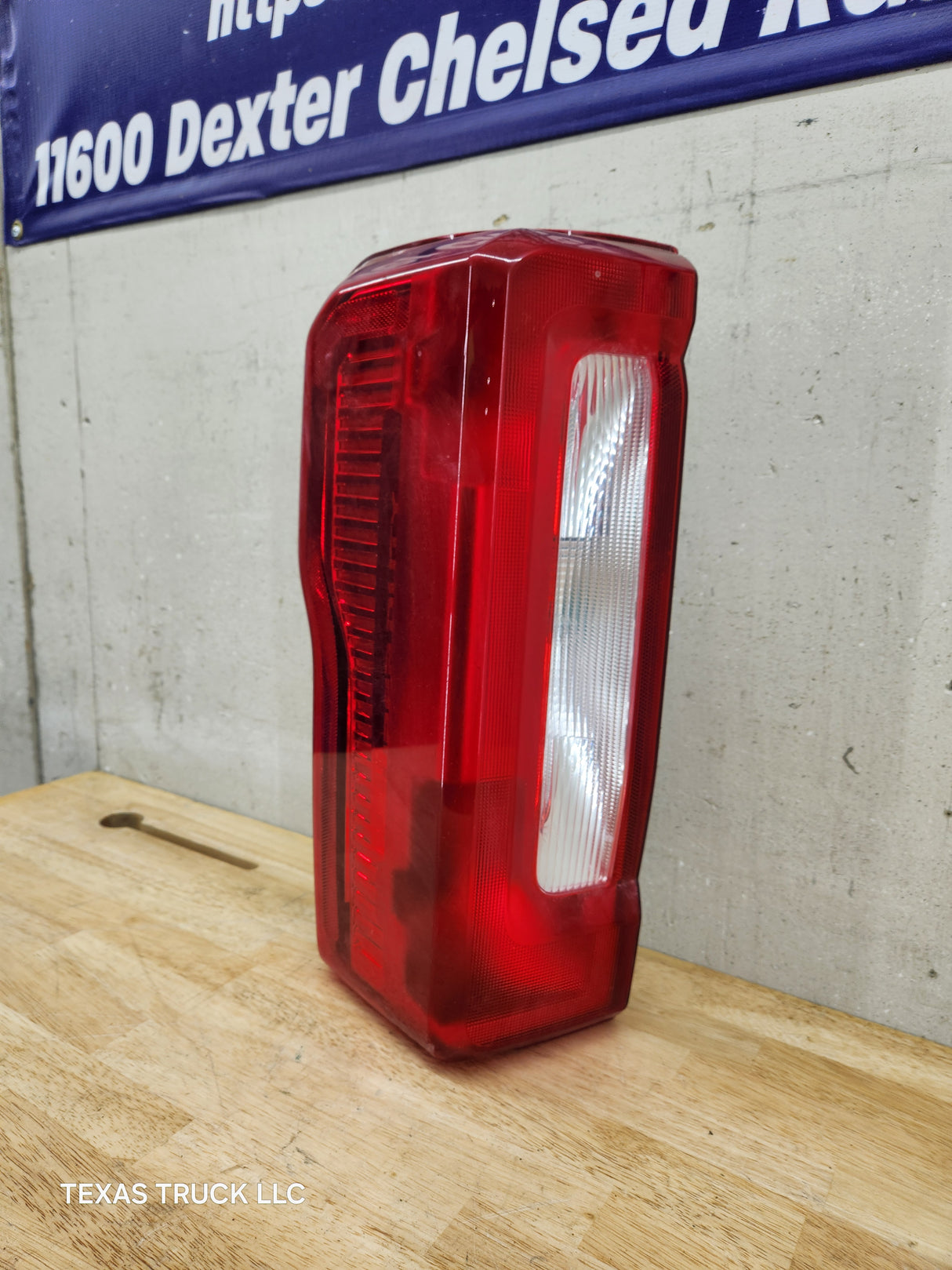 2023-2024 Ford Super Duty F250 F350  LH Driver Side Tail Light