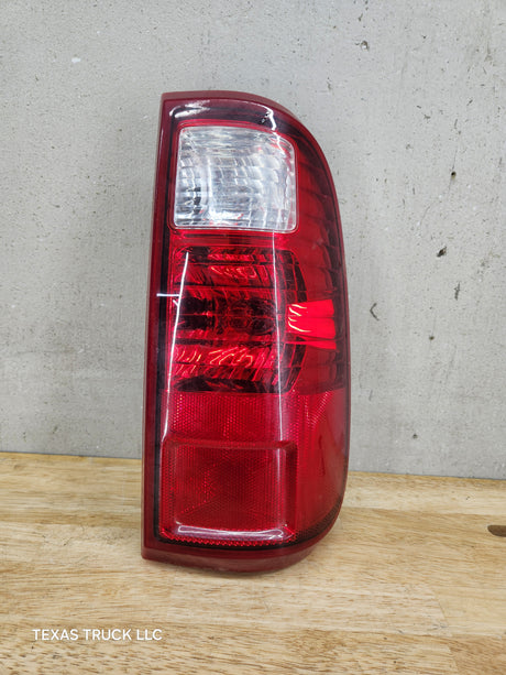 2008-2016 Ford Super Duty F250 F350 F450 F550 RH Passenger Side Tail Light