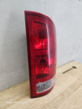 2002-2006 Dodge Ram 1500 2500 3500 RH Passenger Side Tail Light