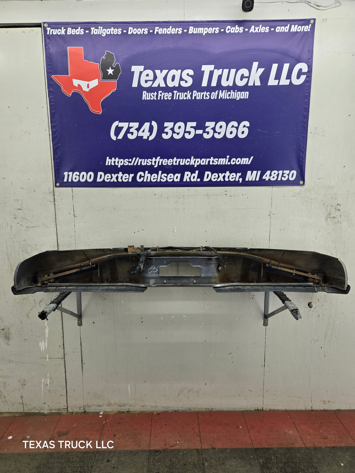 1999-2007 Ford Super Duty F250 F350 F450 F550 Rear Bumper