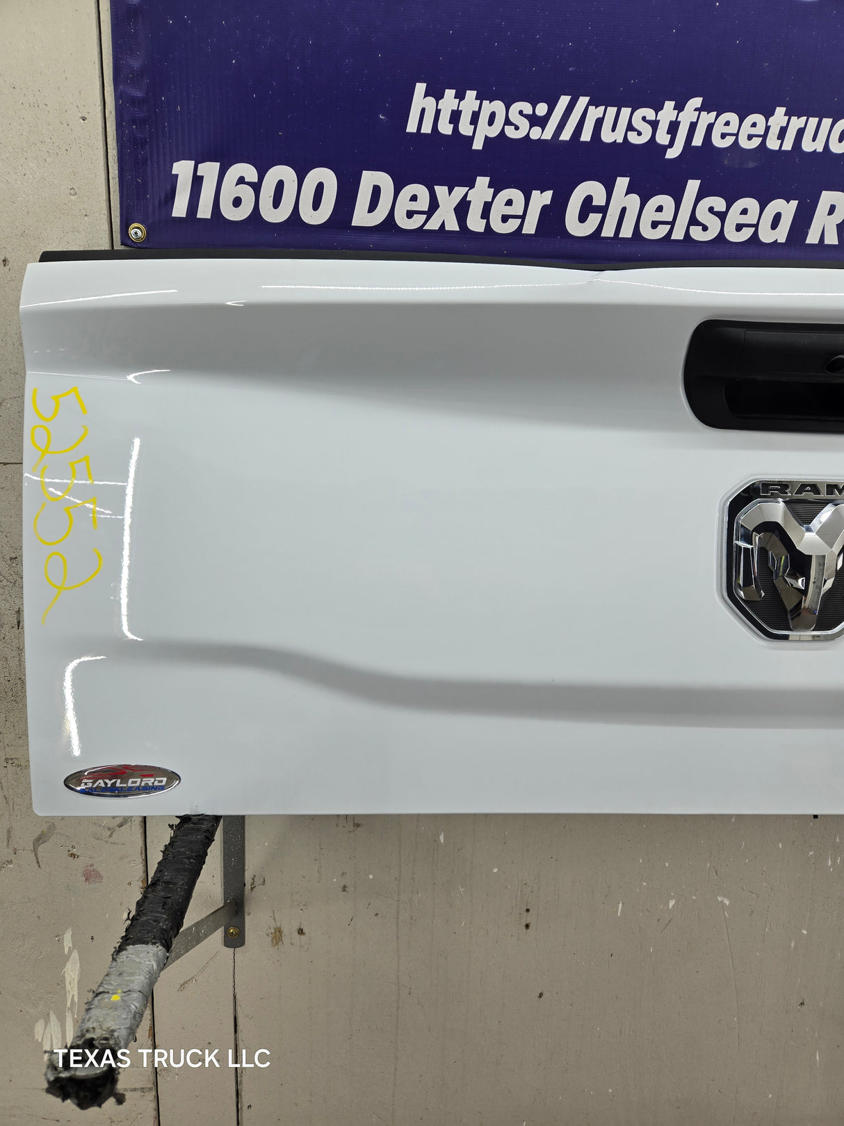 2019-2024 Dodge Ram 2500 3500 4500 5th Gen Tailgate