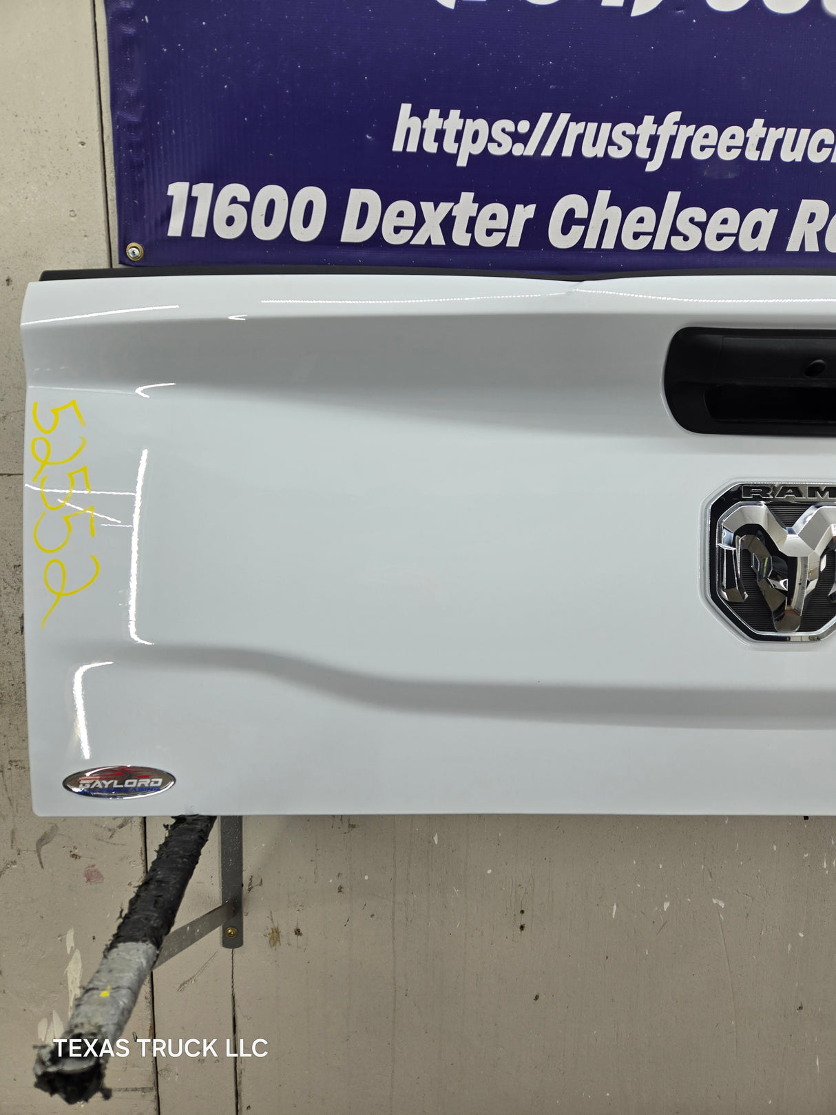 2019-2024 Dodge Ram 2500 3500 4500 5th Gen Tailgate