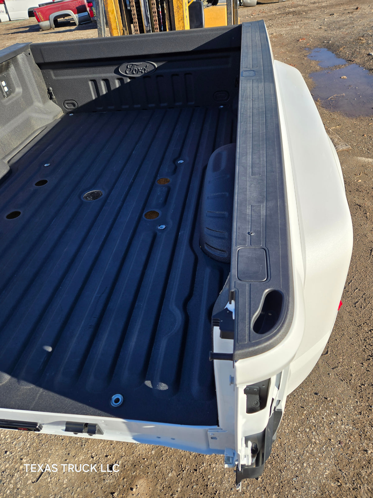 2023-2024 Ford Super Duty F350 F450 F550 8' Dually Bed