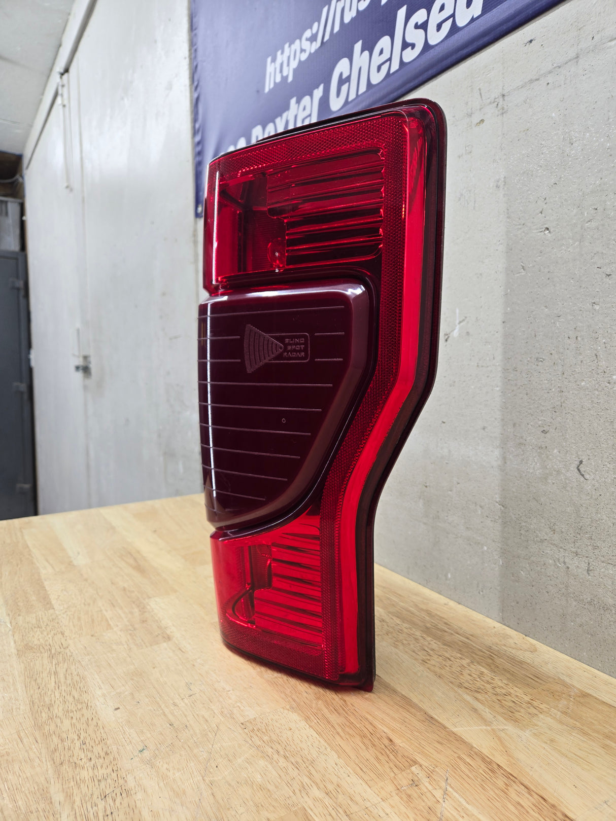 2020-2022 Ford Super Duty RH Passenger Side Tail Light W/BLISS Radar Blind Spot LED REVERSE F250 F350 F450 F550 LC3B-13B504-EA