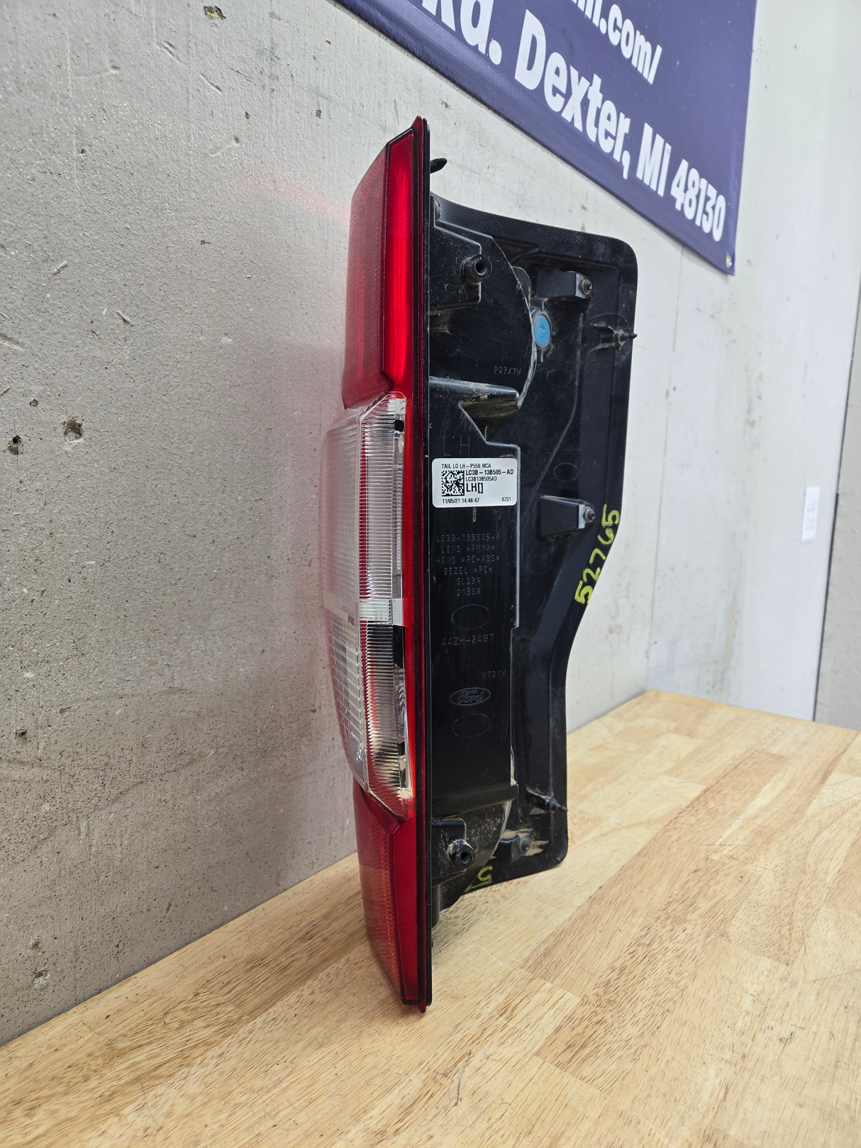 2020-2022 Ford Super Duty F250 F350 F450 F550 LH Driver Side Tail Light Halogen LC3B-13B505-AD