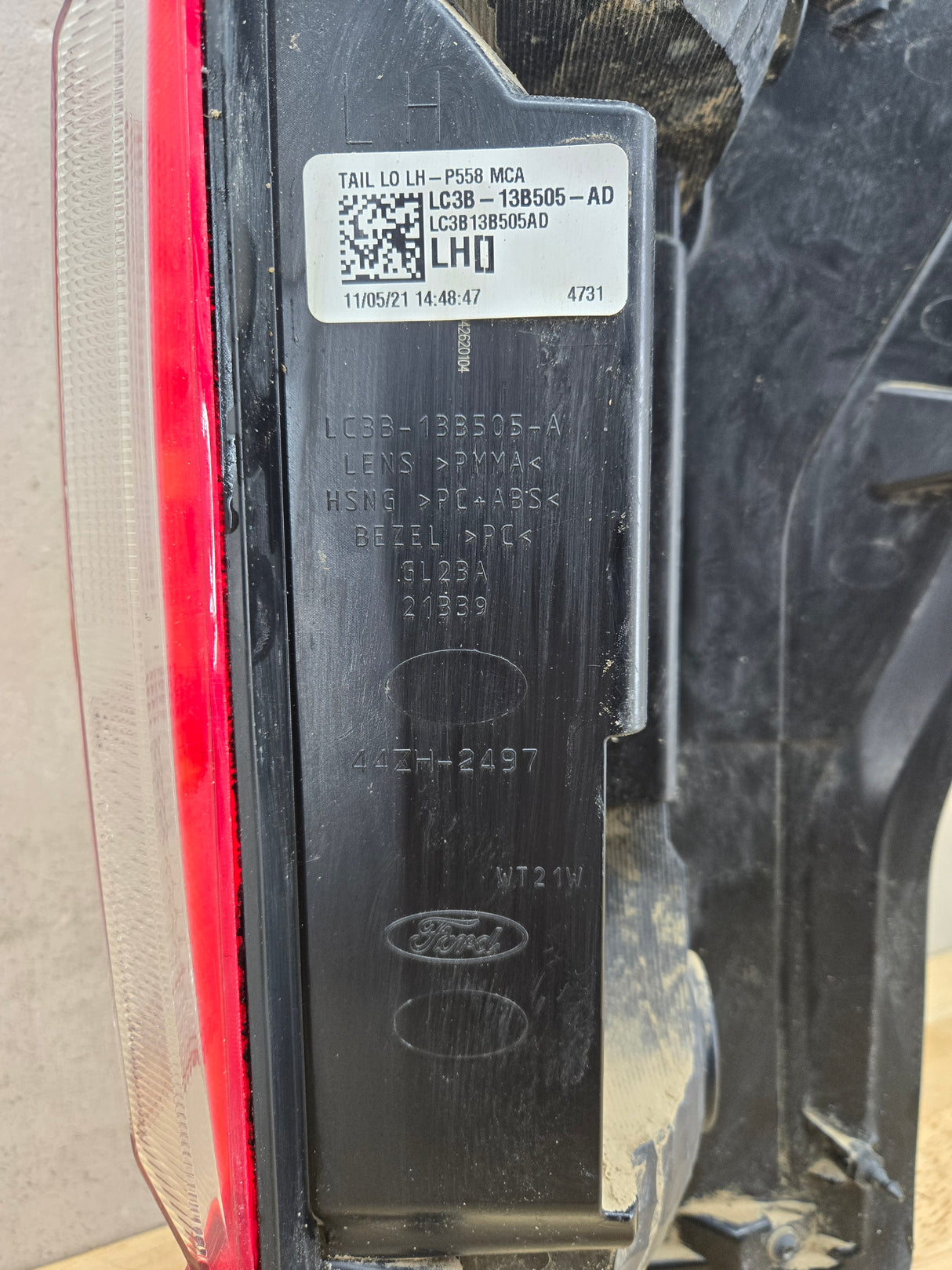 2020-2022 Ford Super Duty F250 F350 F450 F550 LH Driver Side Tail Light Halogen LC3B-13B505-AD