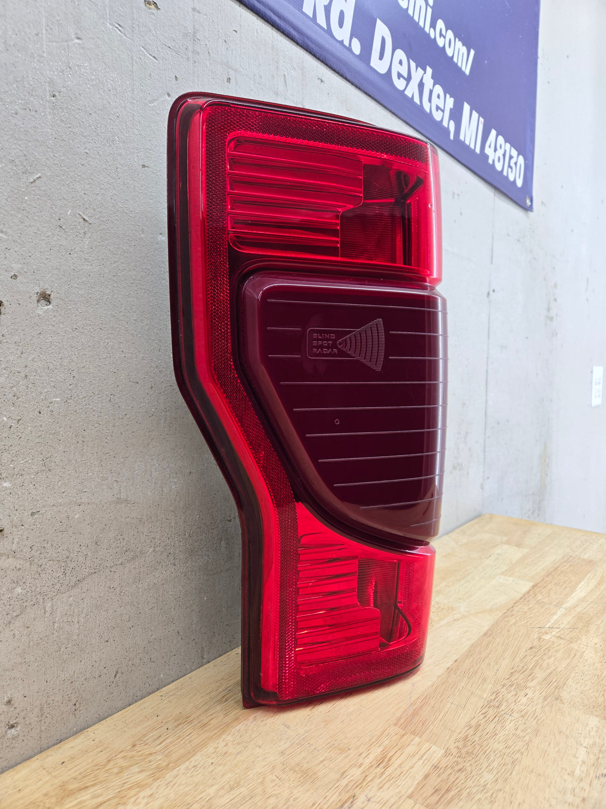 2020-2022 Ford Super Duty LH Driver Side Tail Light W/BLISS Radar Blind Spot LED REVERSE F250 F350 F450 F550 LC3B-13B505-EA