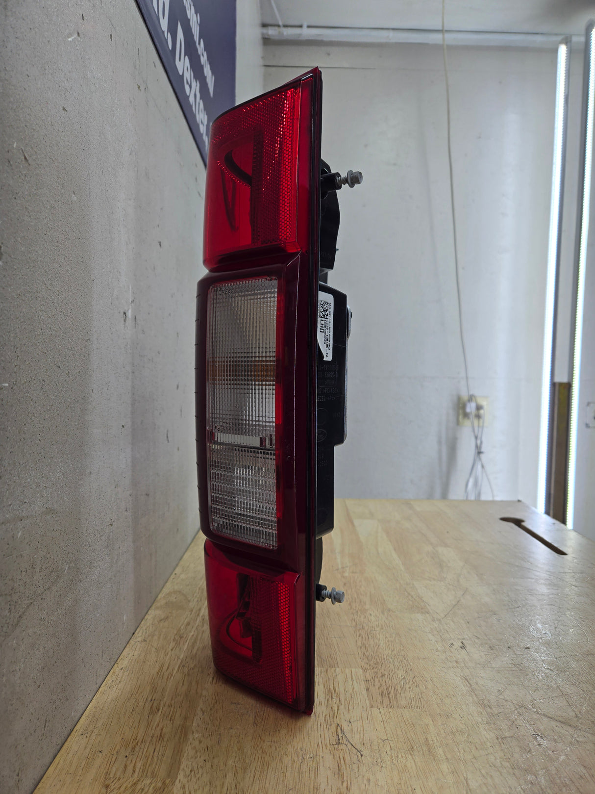 2020-2022 Ford Super Duty LH Driver Side Tail Light W/BLISS Radar Blind Spot LED REVERSE F250 F350 F450 F550 LC3B-13B505-EA