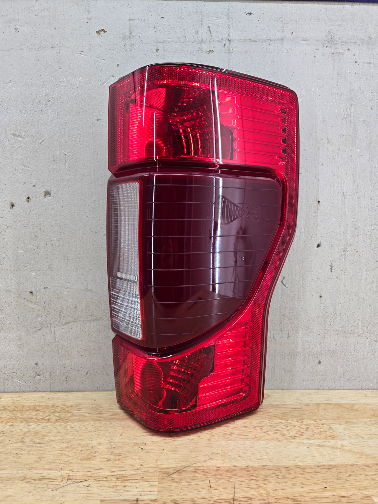 2020-2022 Ford Super Duty RH Passenger Side Tail Light W/BLISS Radar Blind Spot LED REVERSE F250 F350 F450 F550 LC3B-13B504-EA