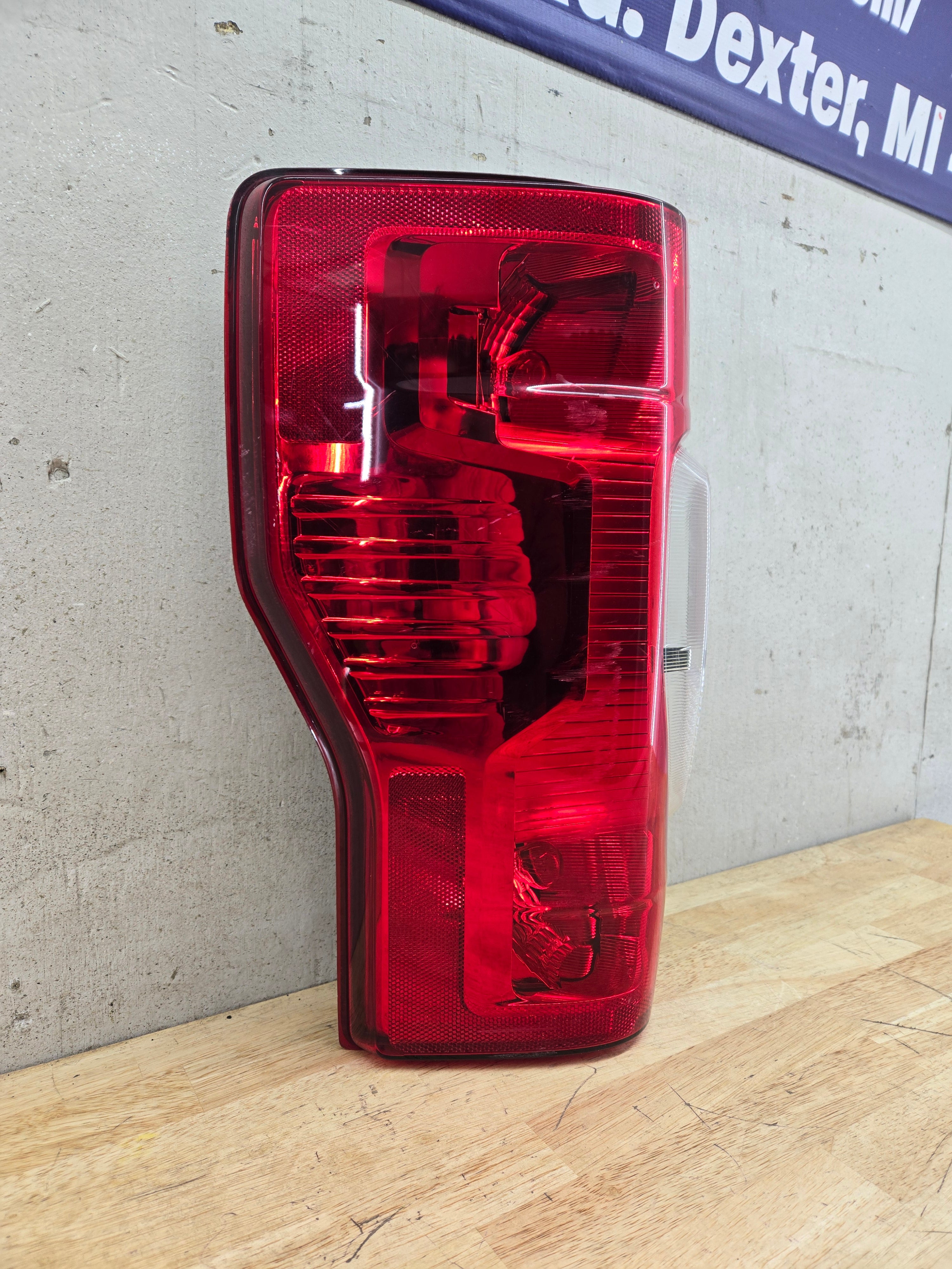 2020-2022 Ford Super Duty F250 F350 F450 F550 LH Driver Side Tail