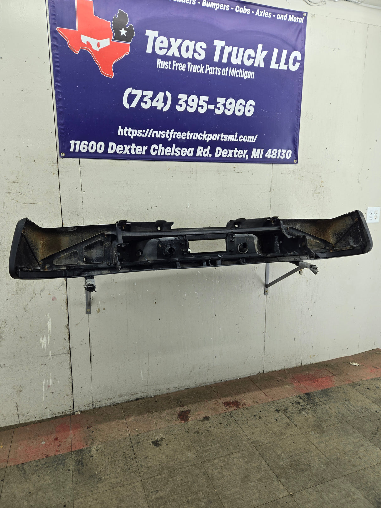 2011-2014 Chevrolet / GMC 2500 3500 HD Rear Bumper