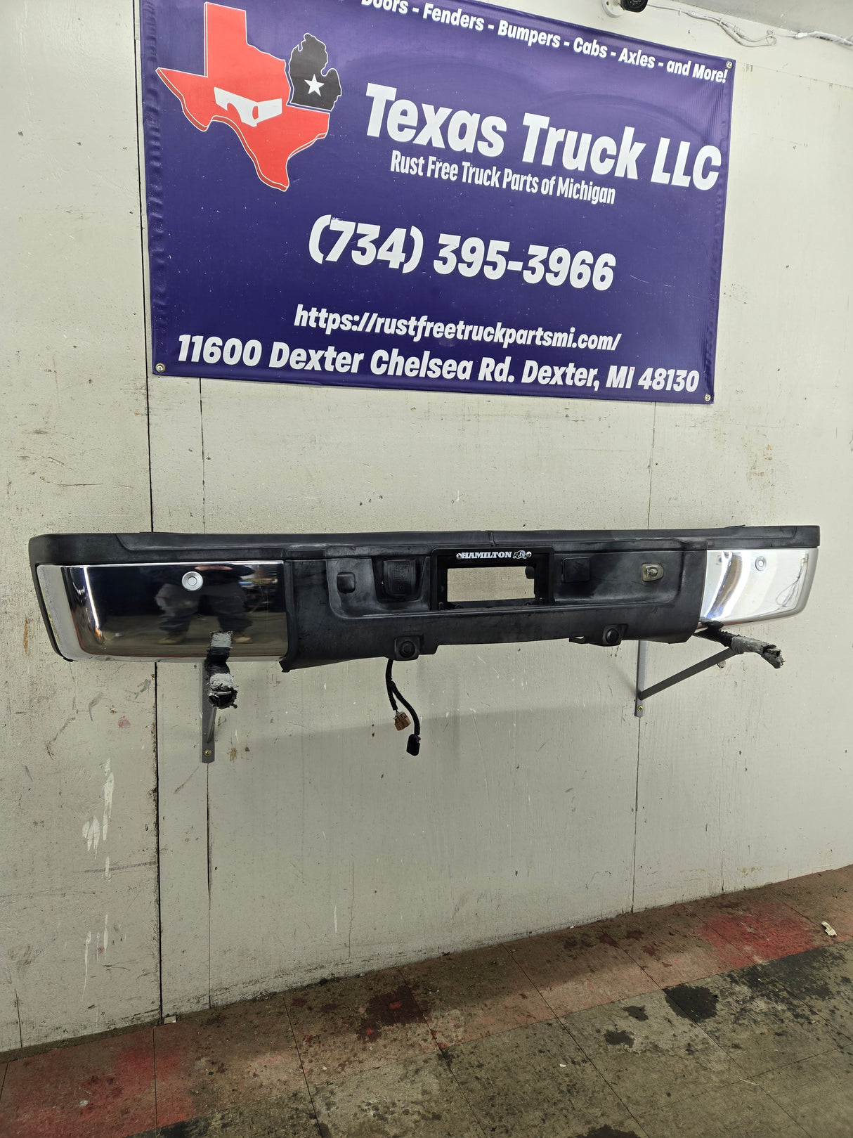 2007-2010 Chevrolet / GMC 2500 3500 HD Rear Bumper