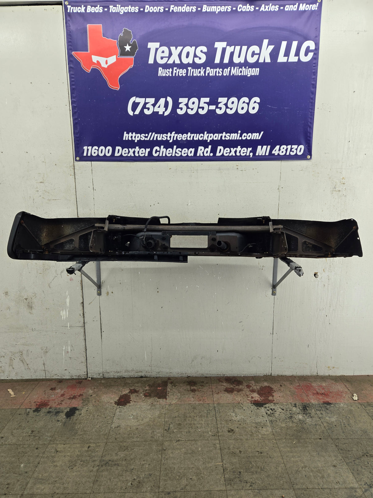 2007-2010 Chevrolet / GMC 2500 3500 HD Rear Bumper