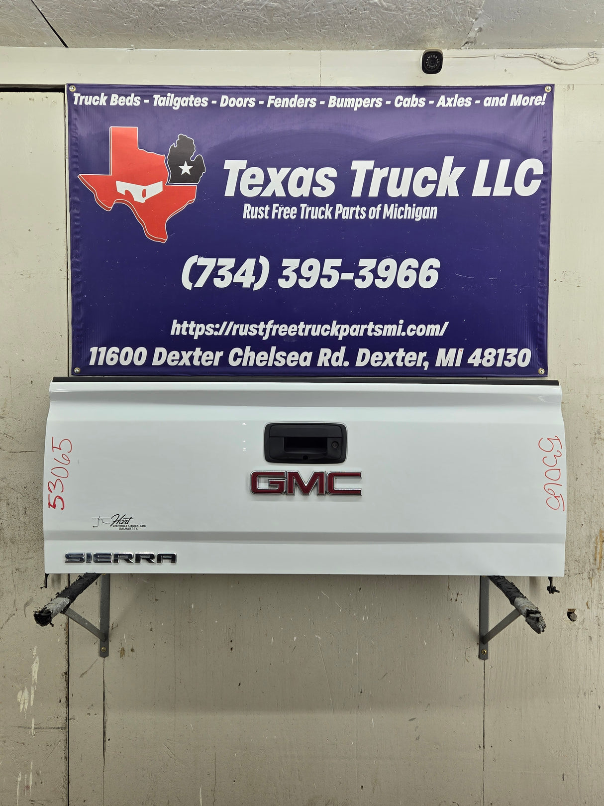 2014-2019 Chevrolet Silverado / GMC Sierra 1500 2500 3500 Tailgate