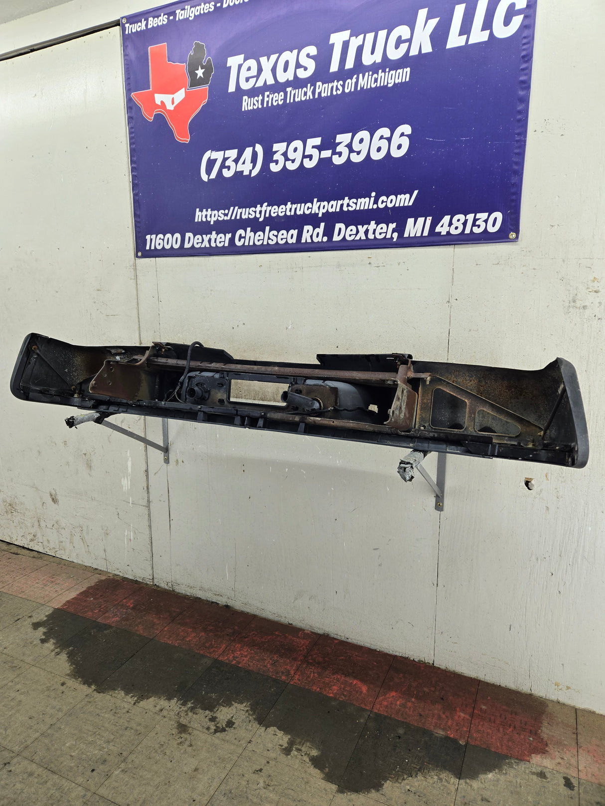 2007-2010 Chevrolet / GMC 2500 3500 HD Rear Bumper