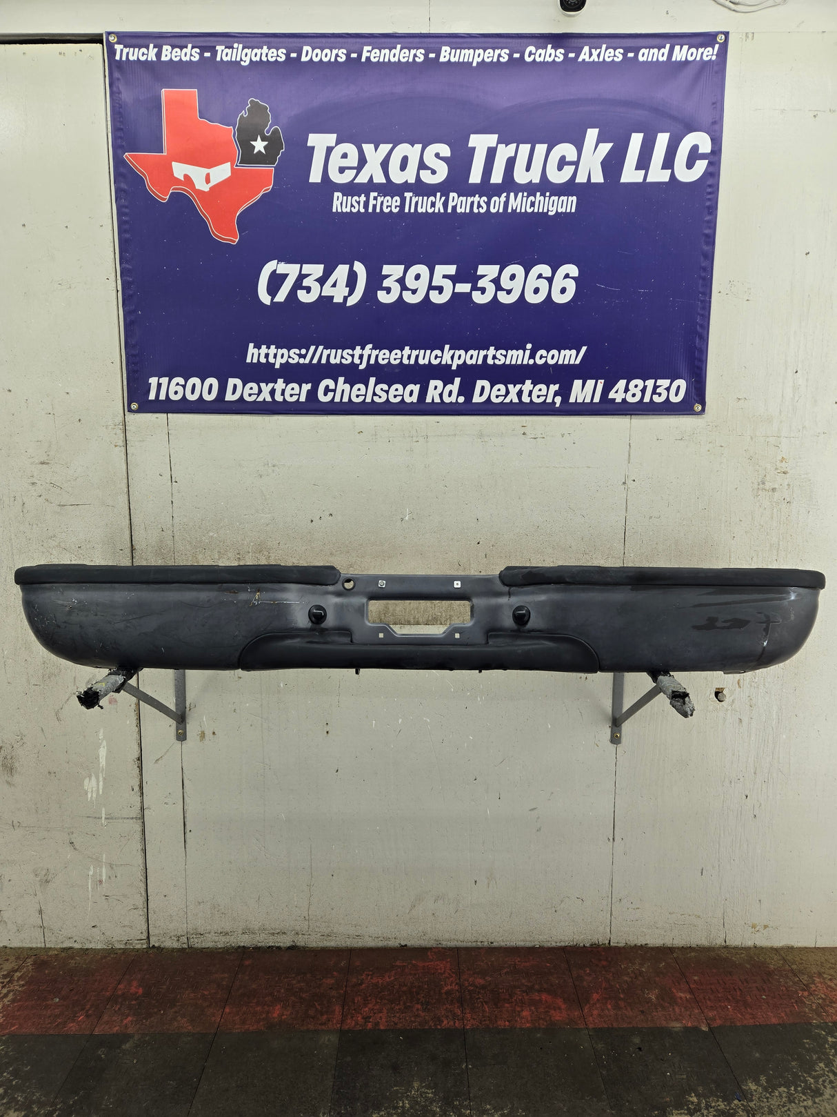 1999-2007 Ford Super Duty F250 F350 F450 F550 Rear Bumper