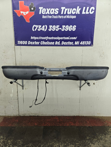 1999-2007 Ford Super Duty F250 F350 F450 F550 Rear Bumper