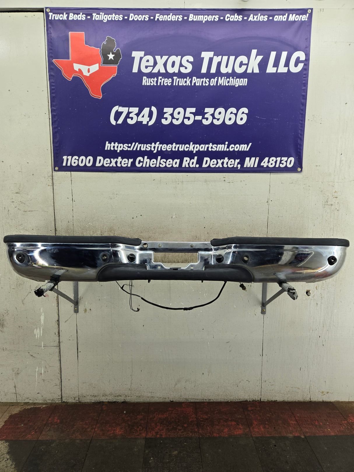 1999-2007 Ford Super Duty F250 F350 F450 F550 Rear Bumper