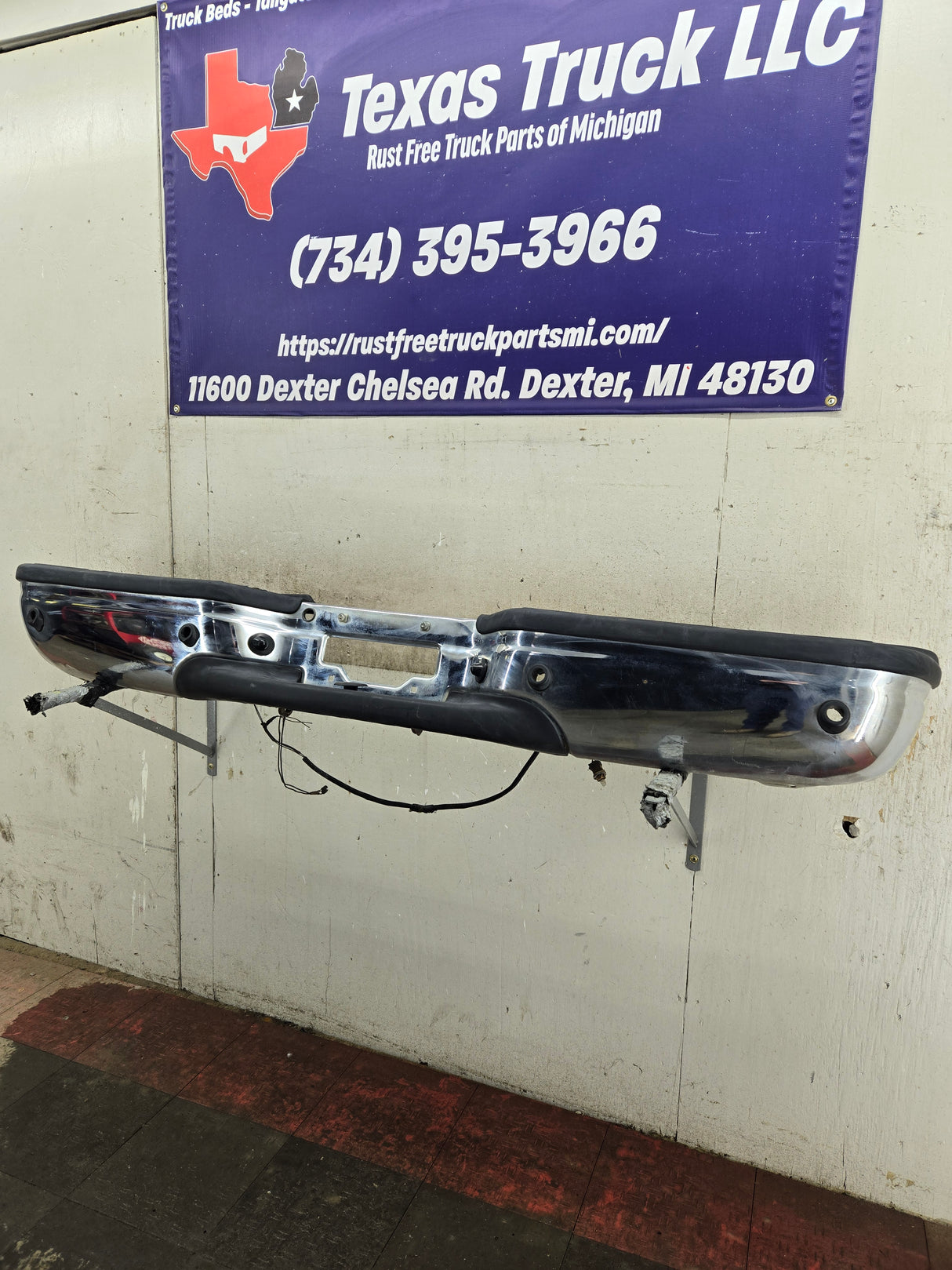 1999-2007 Ford Super Duty F250 F350 F450 F550 Rear Bumper