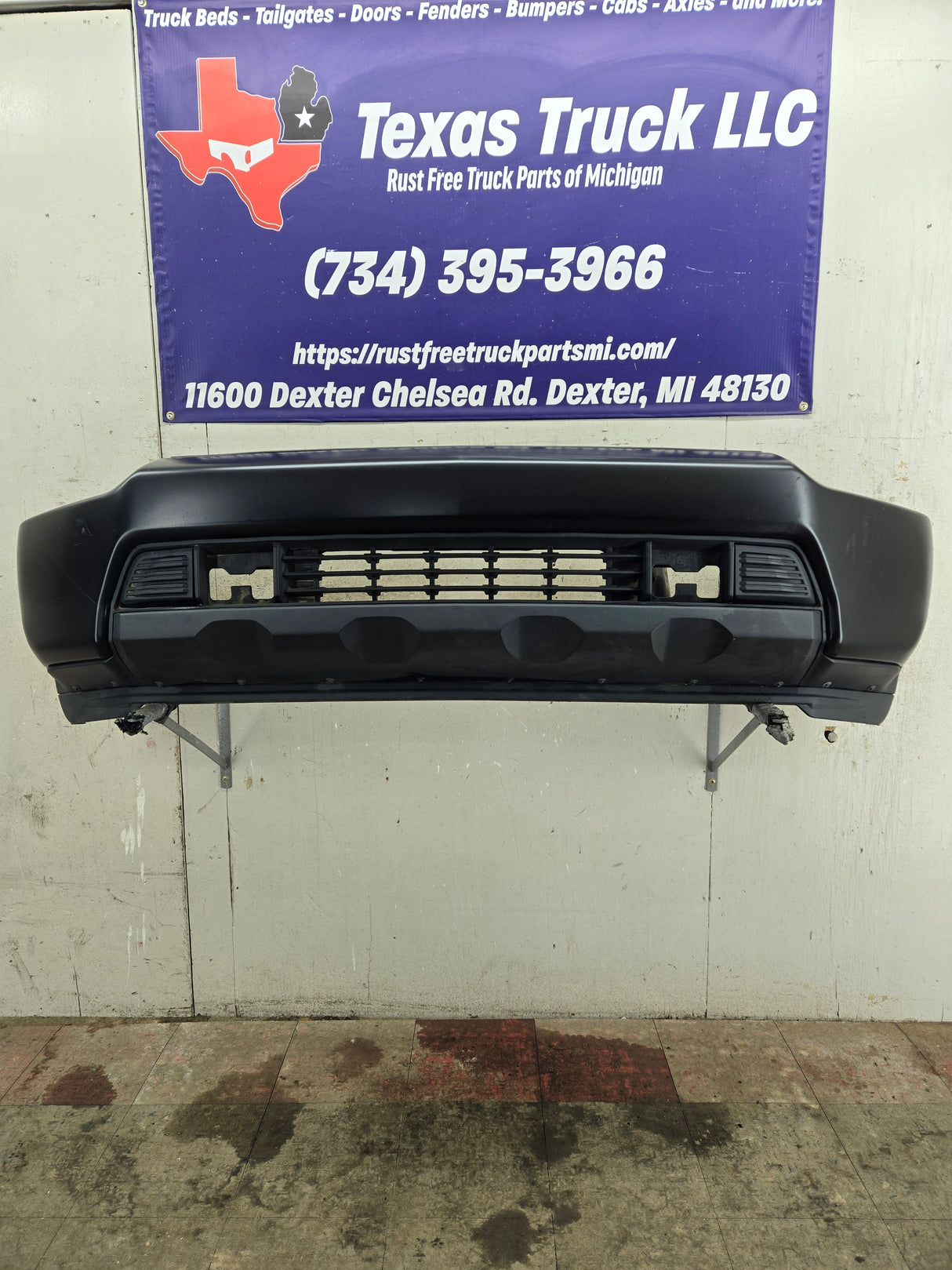 2020-2023 Chevrolet Silverado 2500/3500 HD Front Bumper