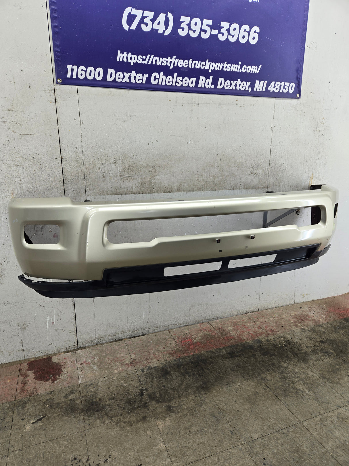 2011-2018 Dodge Ram 2500 3500 Front Bumper