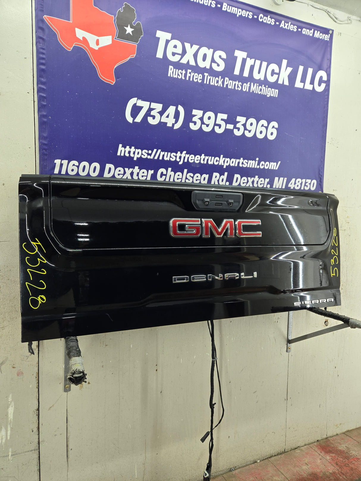 2019-2024 GMC Sierra / Chevrolet Silverado 2500 3500 HD Multipro Tailgate