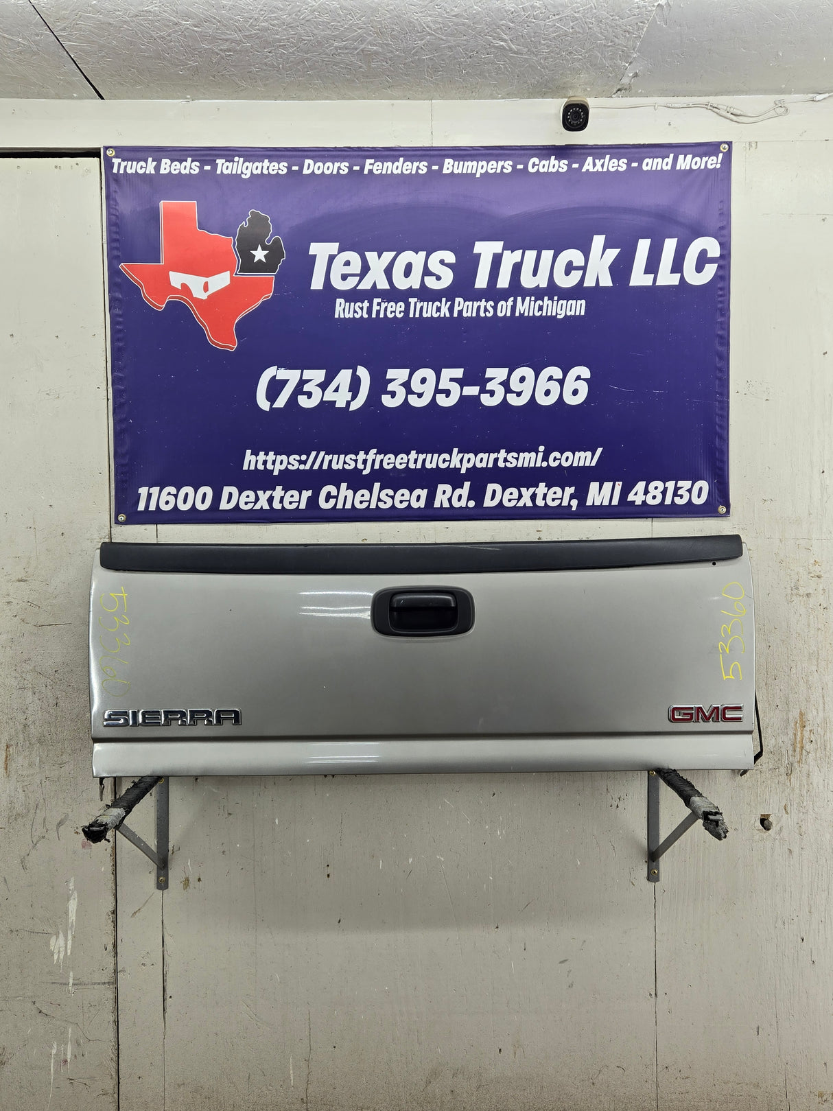 1999-2007 Chevrolet Silverado / GMC Sierra 1500 2500 3500 Tailgate