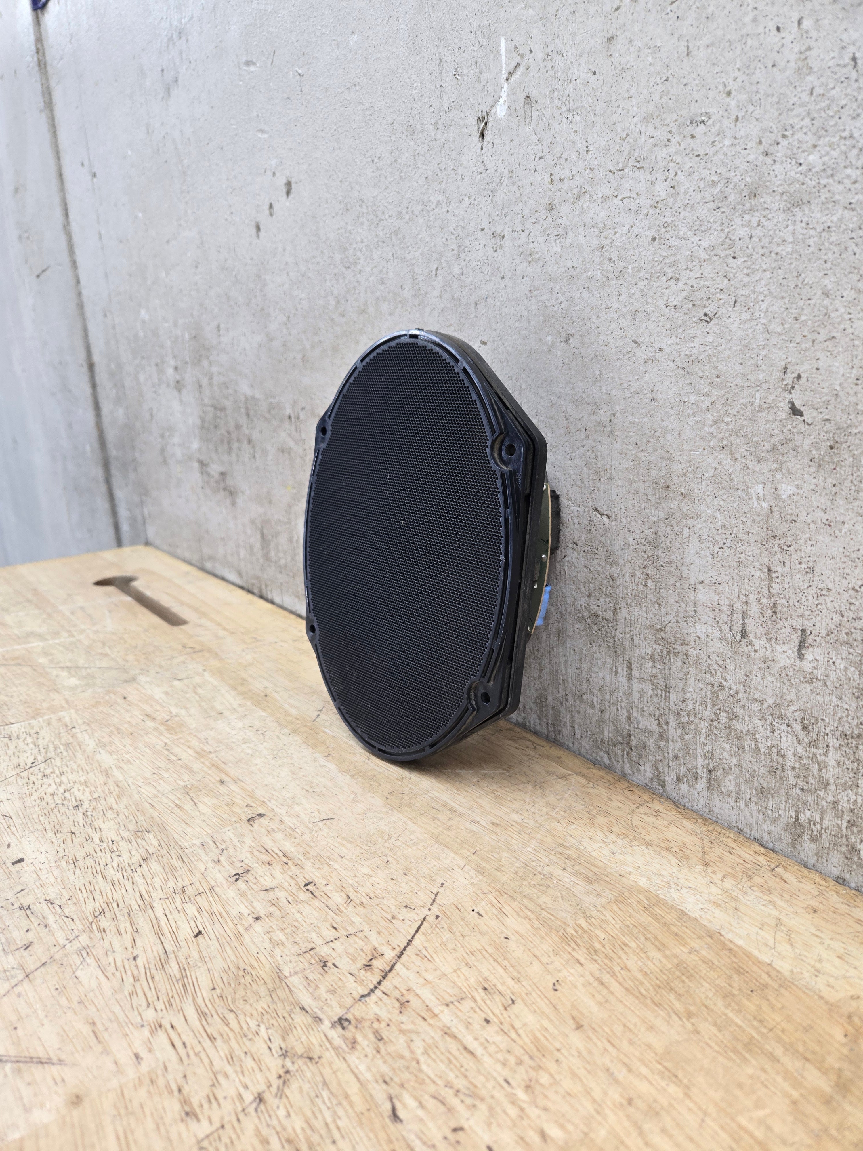 8ch　ハンガーフォド Ford Super Duty F150 F250 F350 F450 F550 Door Speaker 8L1T-18808