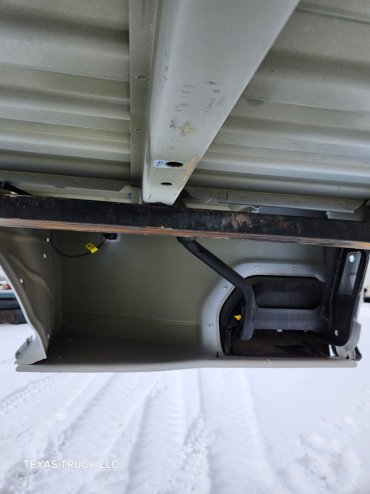 2019-2024 Chevrolet Silverado 3500 8' Dually Truck Bed