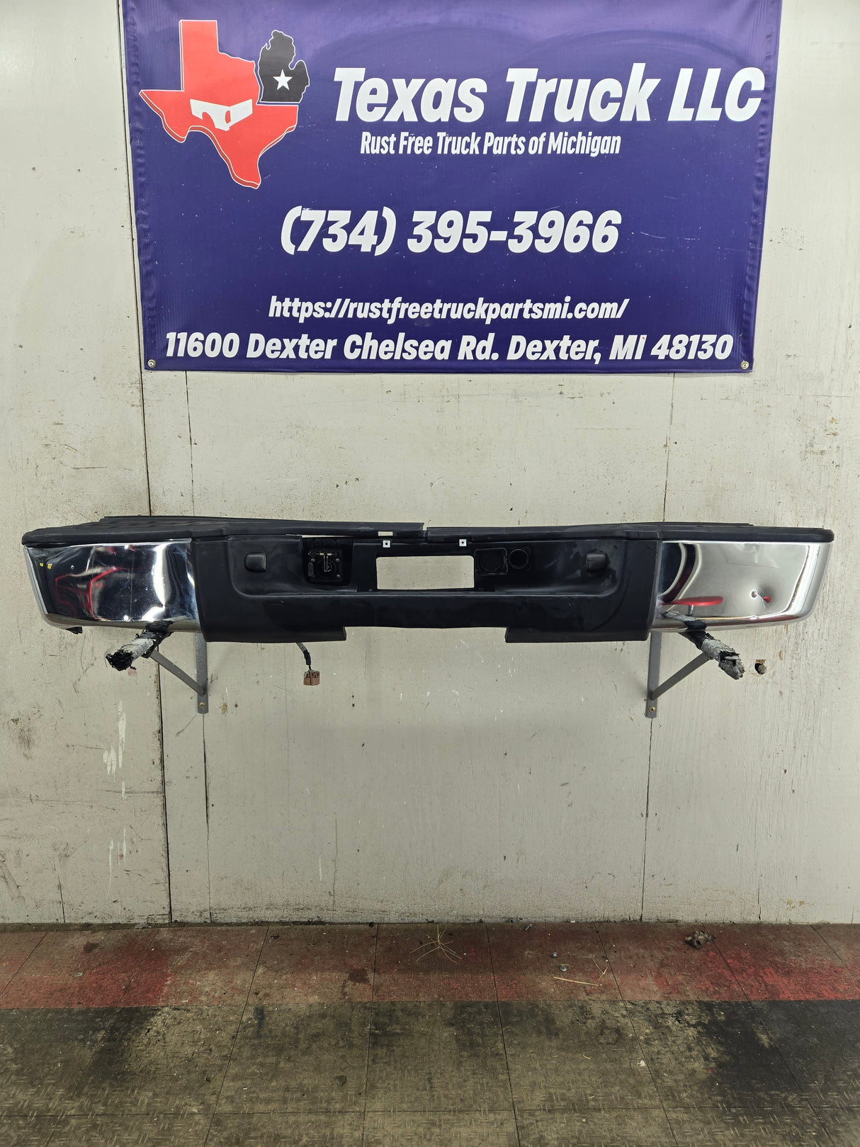 2011-2014 Chevrolet / GMC 2500 3500 HD Rear Bumper