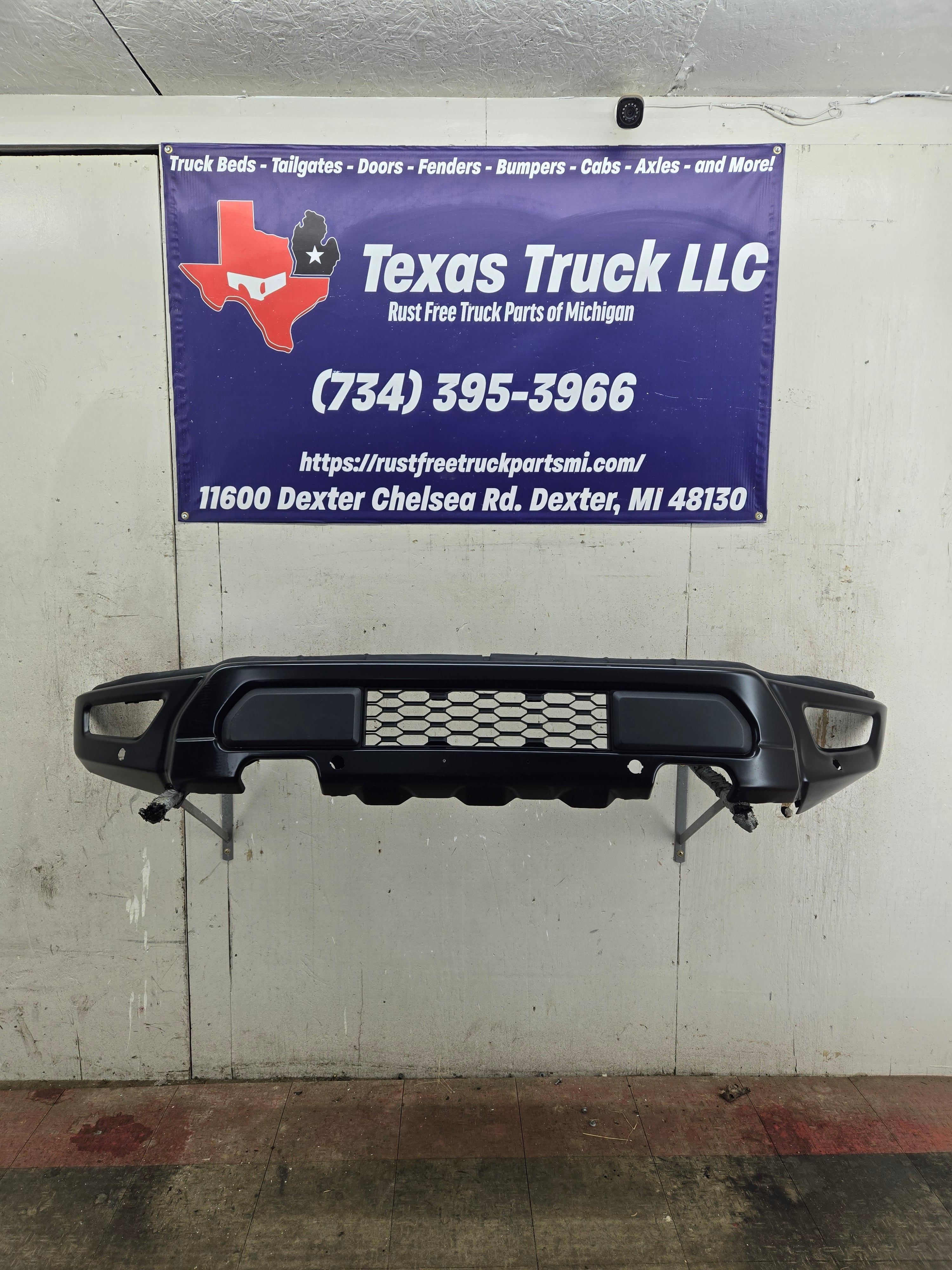 Front Passenger Side Bumper Bracket For 2015-2020 Ford F-150 - Steel, Direct Replacement - 10 Year Warranty