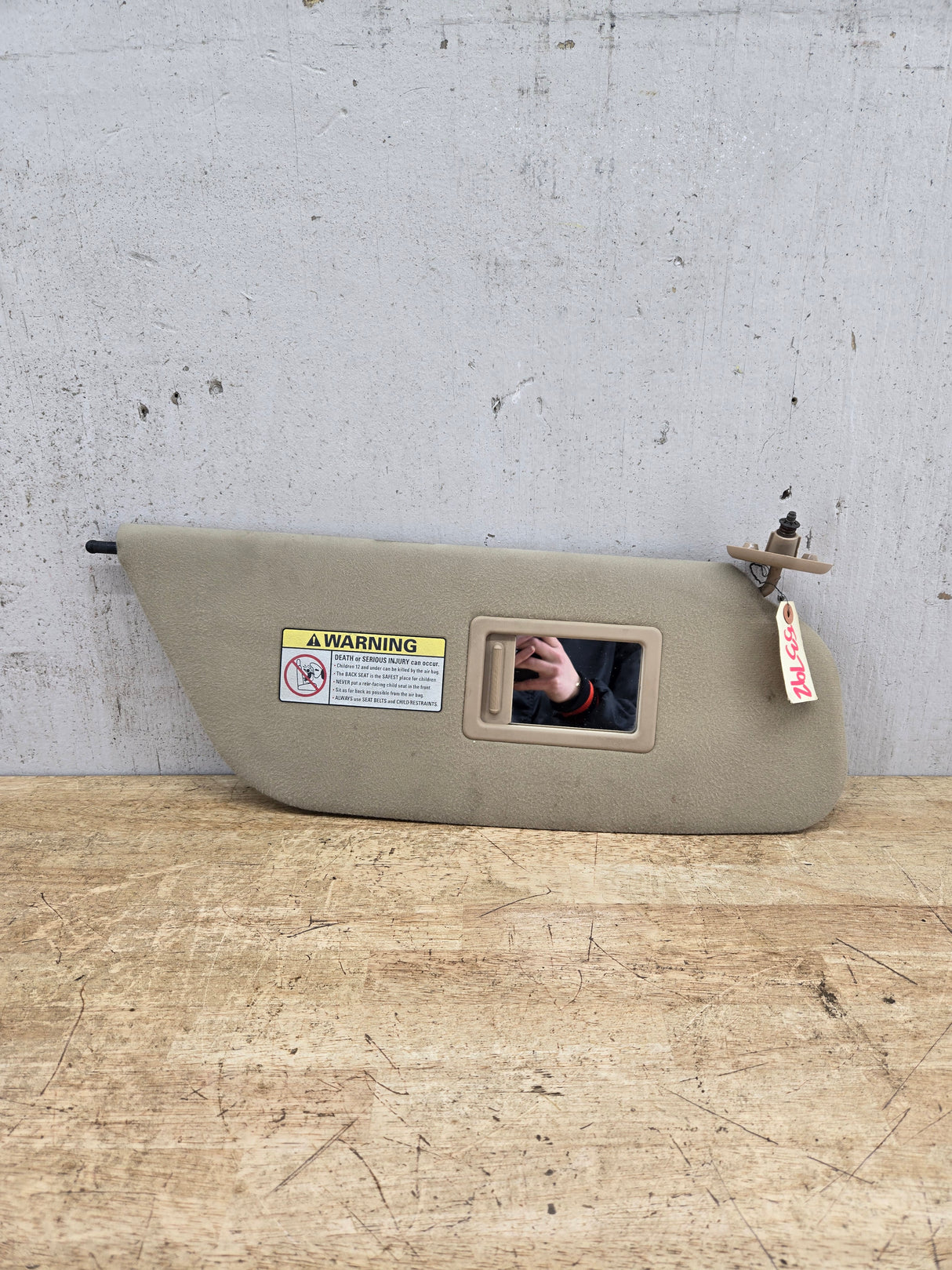 1999-2001 Ford Excursion / Super Duty Passenger Side Sun Visor With Light F250 F350 F450 F550 RH