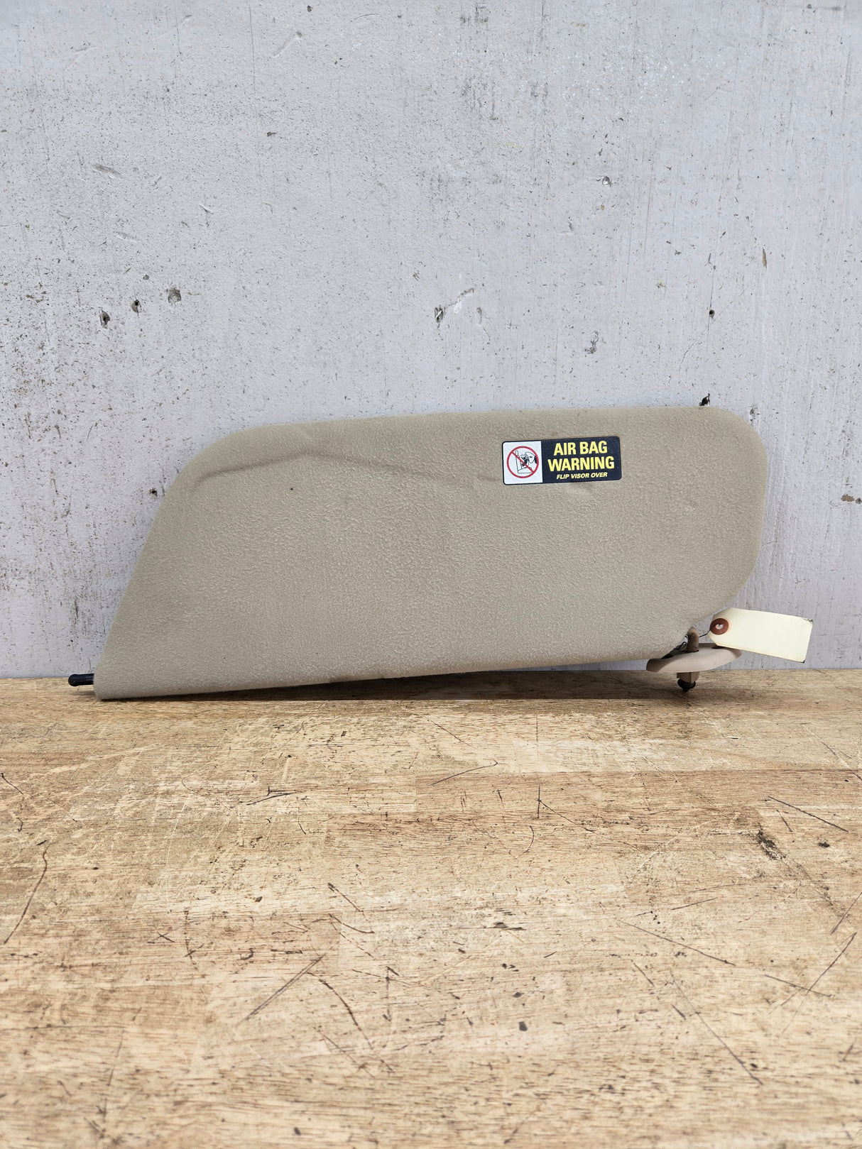 1999-2001 Ford Excursion / Super Duty Passenger Side Sun Visor With Light F250 F350 F450 F550 RH