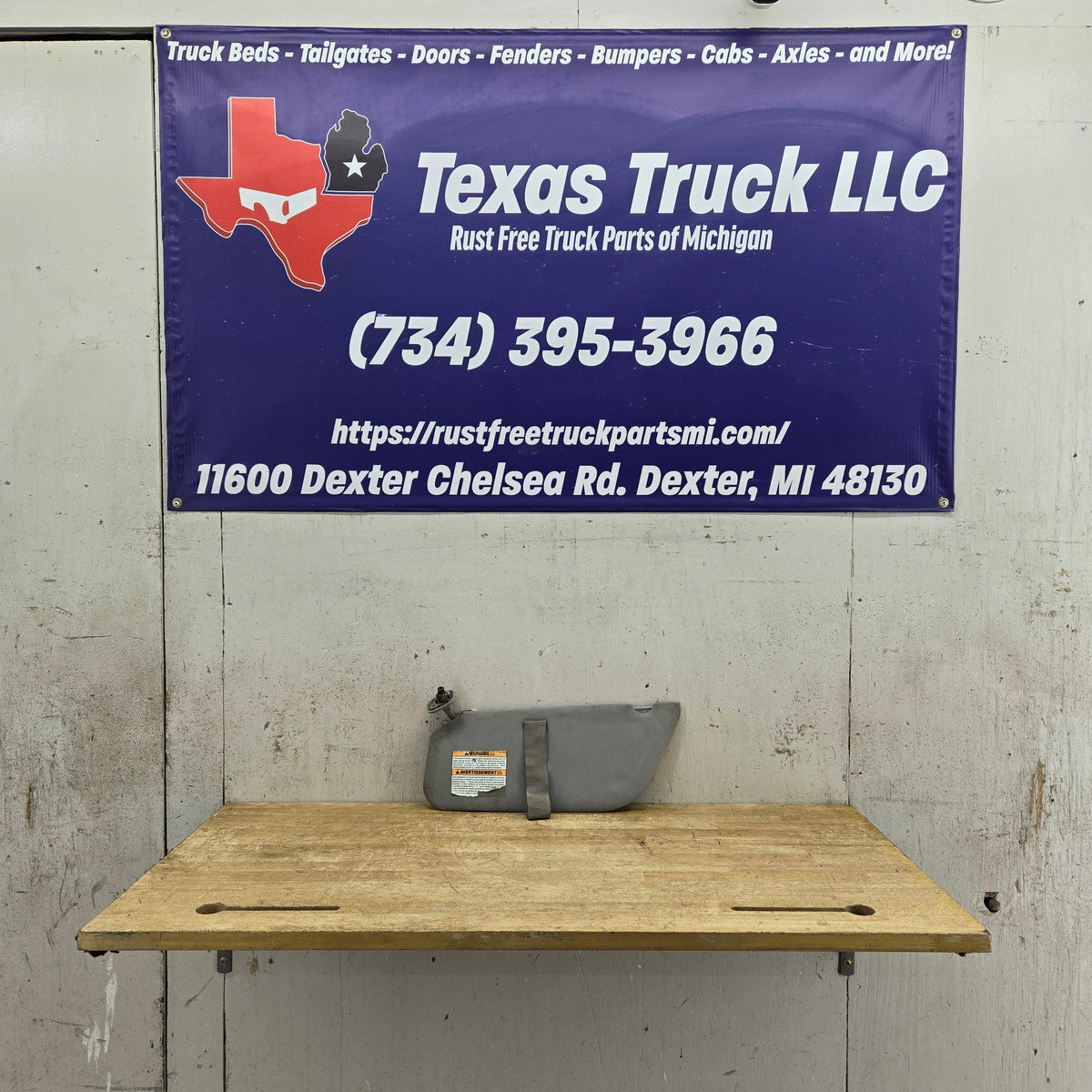 2002-2007 Ford Excursion / Super Duty Driver Side Sun Visor W/O Light ...