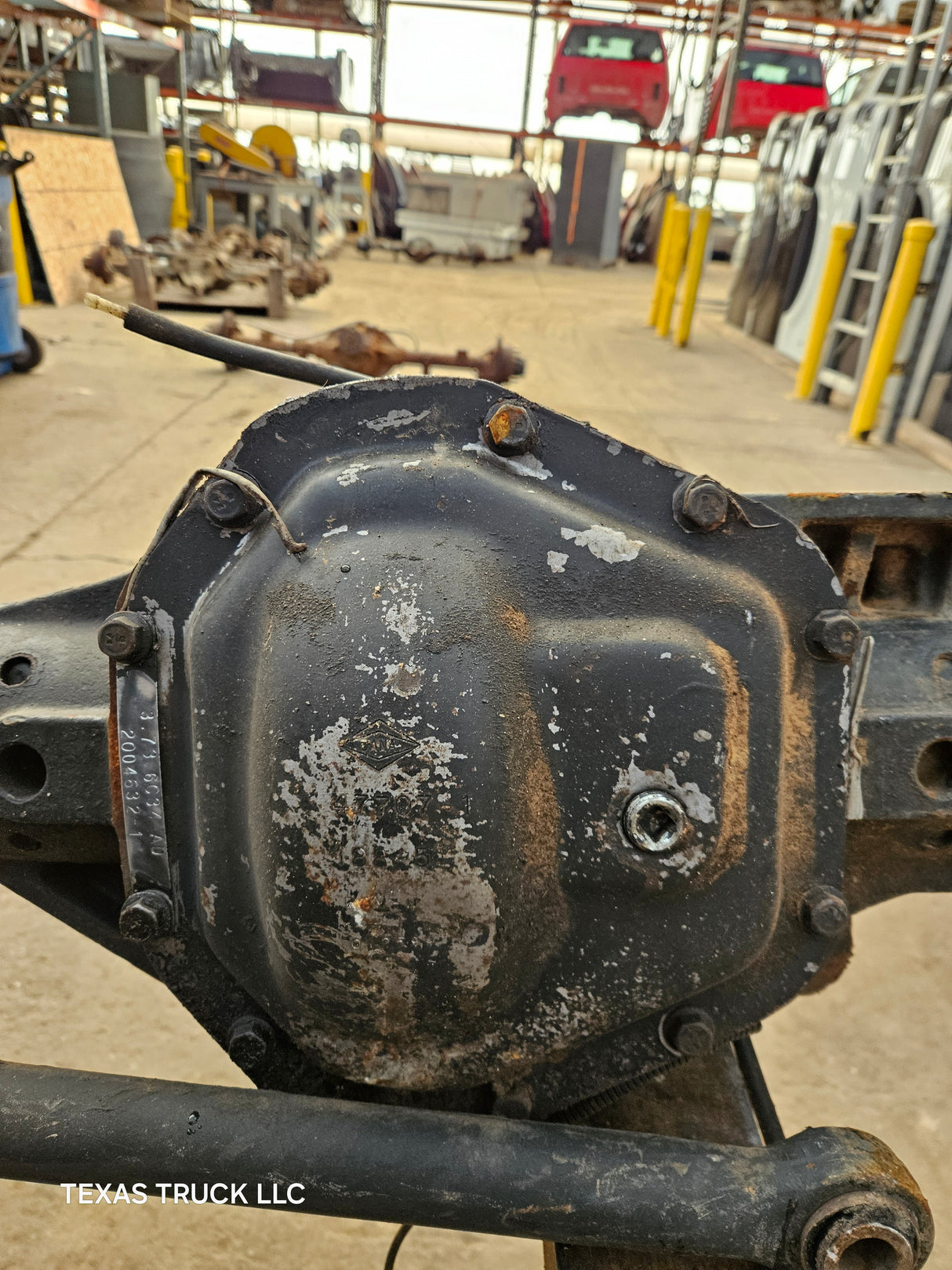 2005-2010 Ford Super Duty F250 F350 FRONT Axle 3.73 SRW