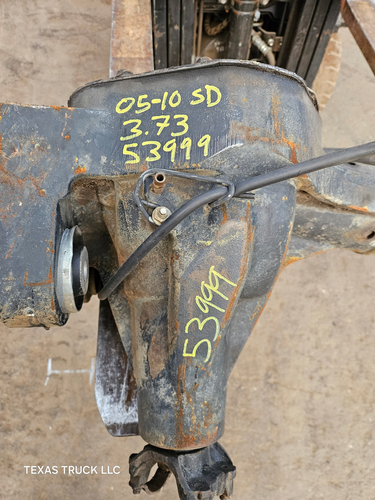 2005-2010 Ford Super Duty F250 F350 FRONT Axle 3.73 SRW
