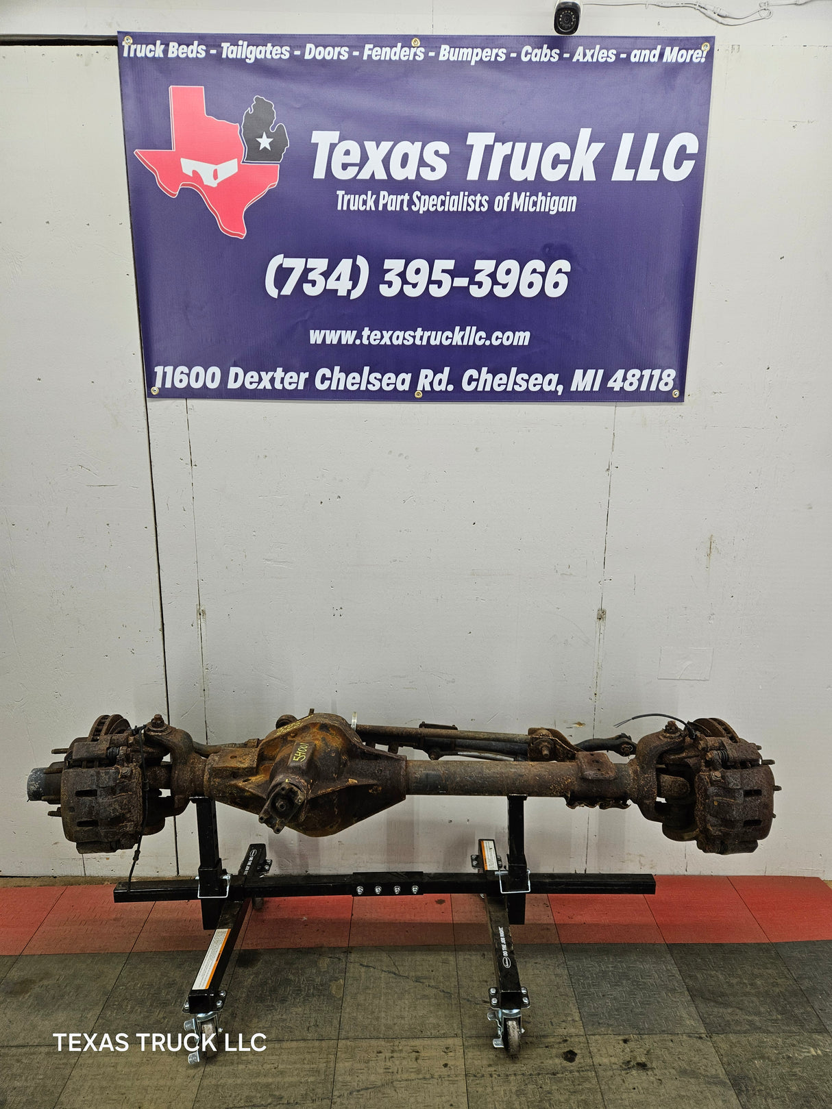 1999-2004 Ford Super Duty F250 F350 SRW Front Axle 3.73 Gear Ratio