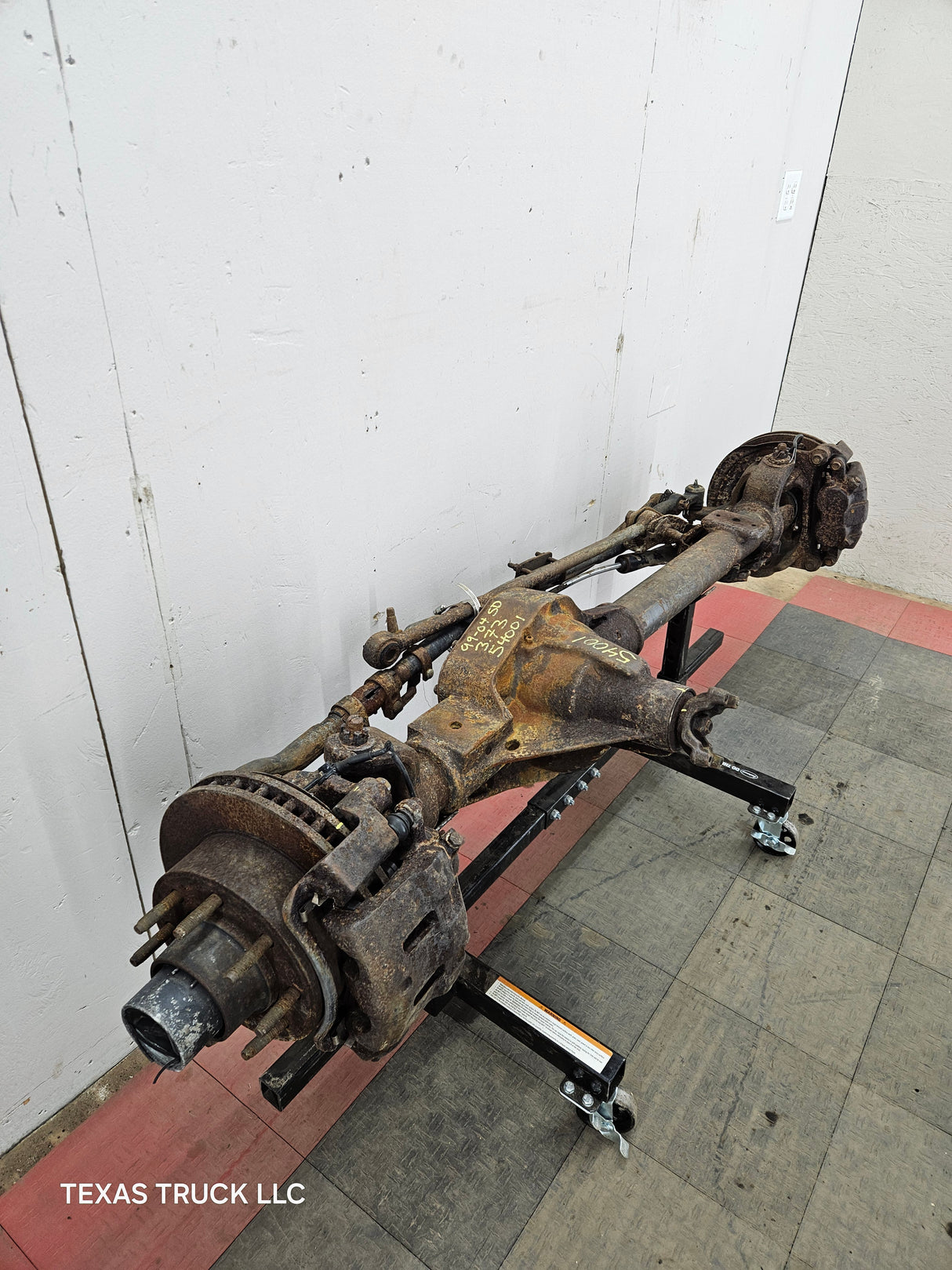 1999-2004 Ford Super Duty F250 F350 SRW Front Axle 3.73 Gear Ratio