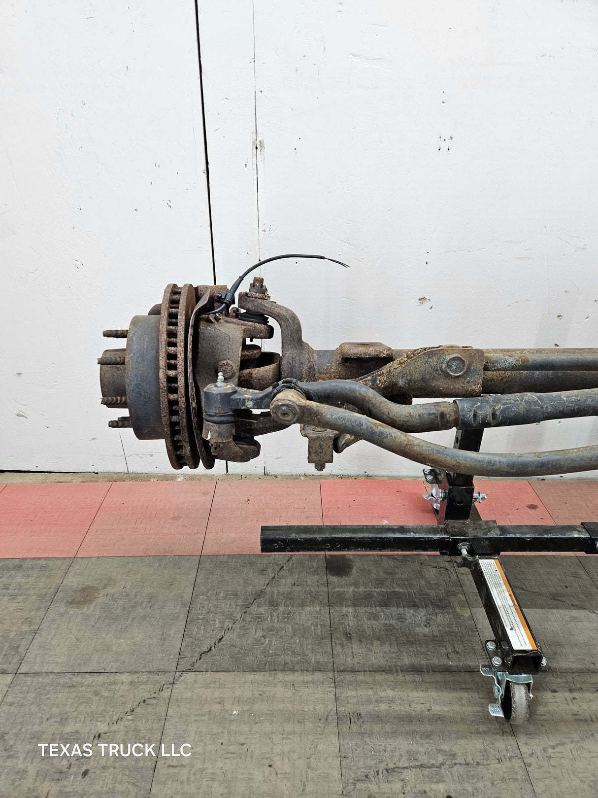 1999-2004 Ford Super Duty F250 F350 SRW Front Axle 3.73 Gear Ratio