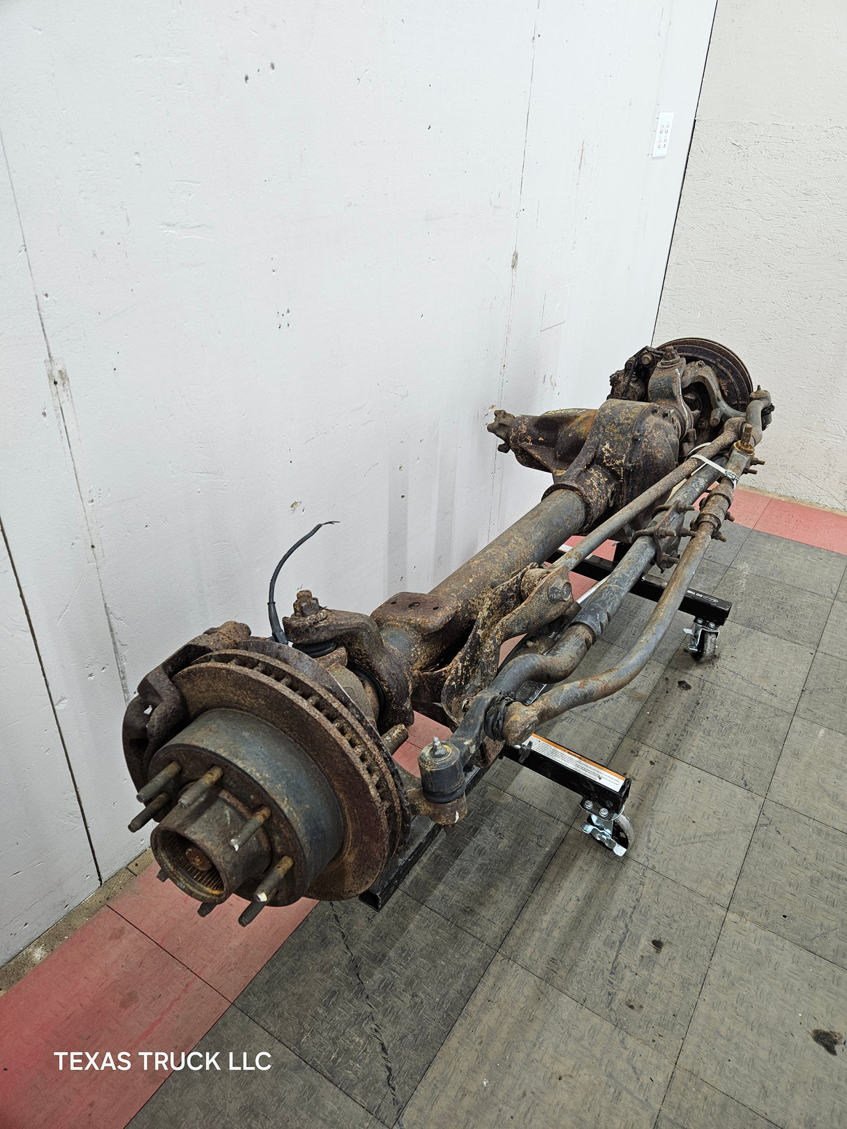 1999-2004 Ford Super Duty F250 F350 SRW Front Axle 3.73 Gear Ratio