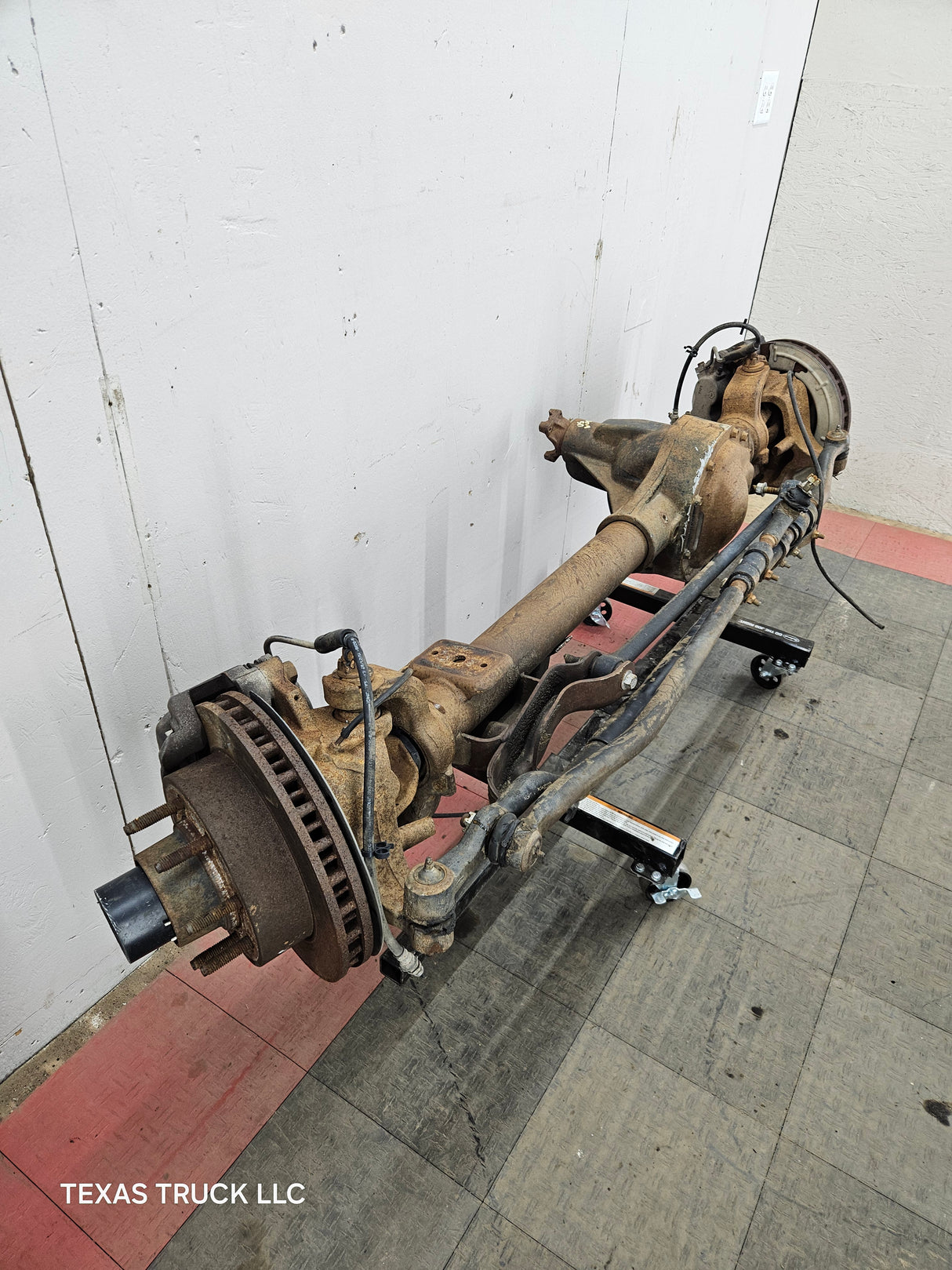 1999-2004 Ford Super Duty F250 F350 SRW Front Axle 3.73 Gear Ratio