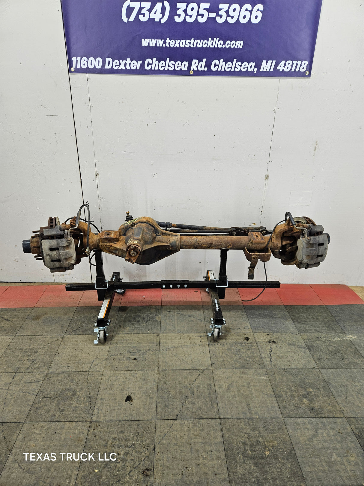 1999-2004 Ford Super Duty F250 F350 SRW Front Axle 3.73 Gear Ratio