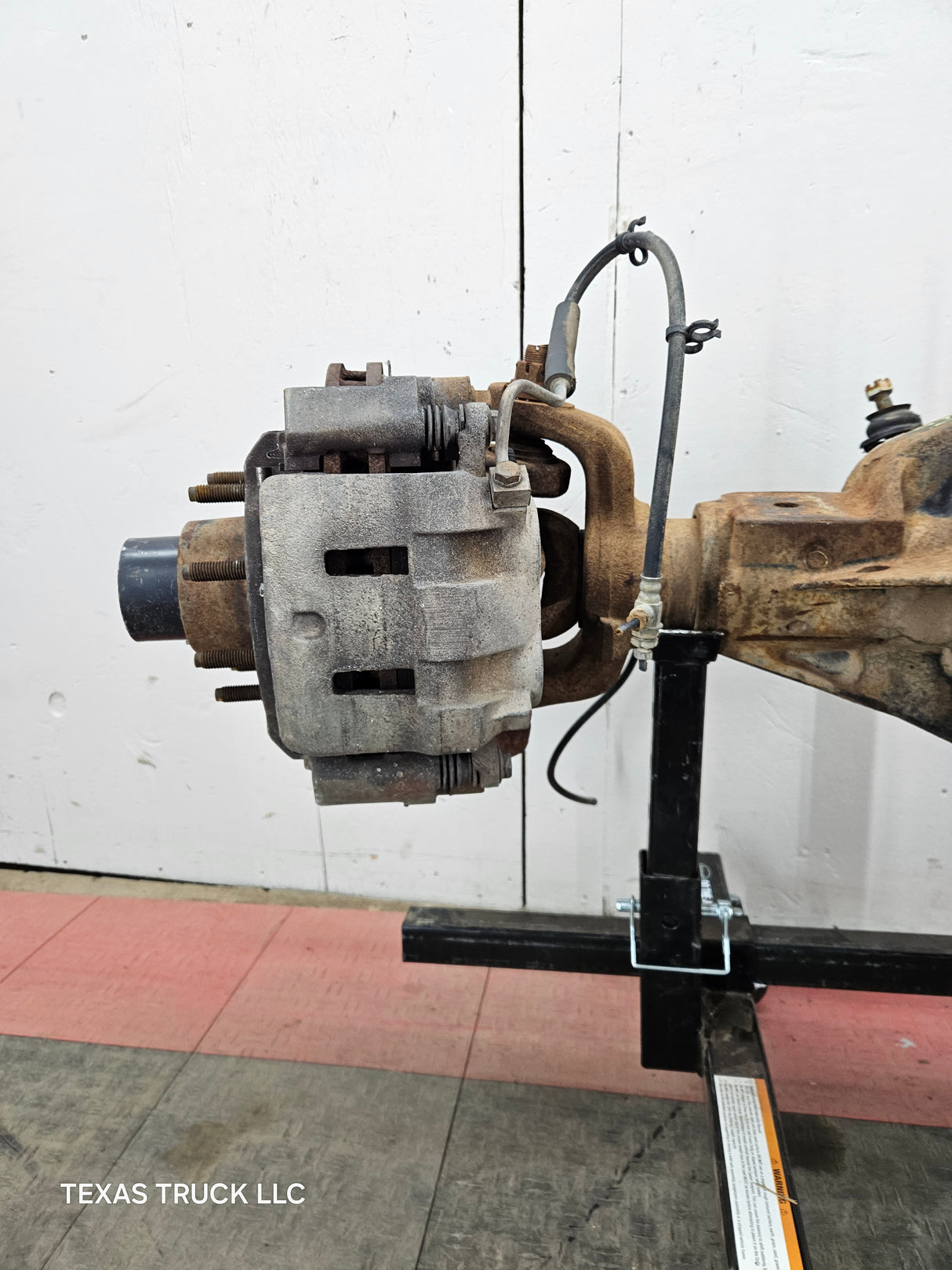 1999-2004 Ford Super Duty F250 F350 SRW Front Axle 3.73 Gear Ratio