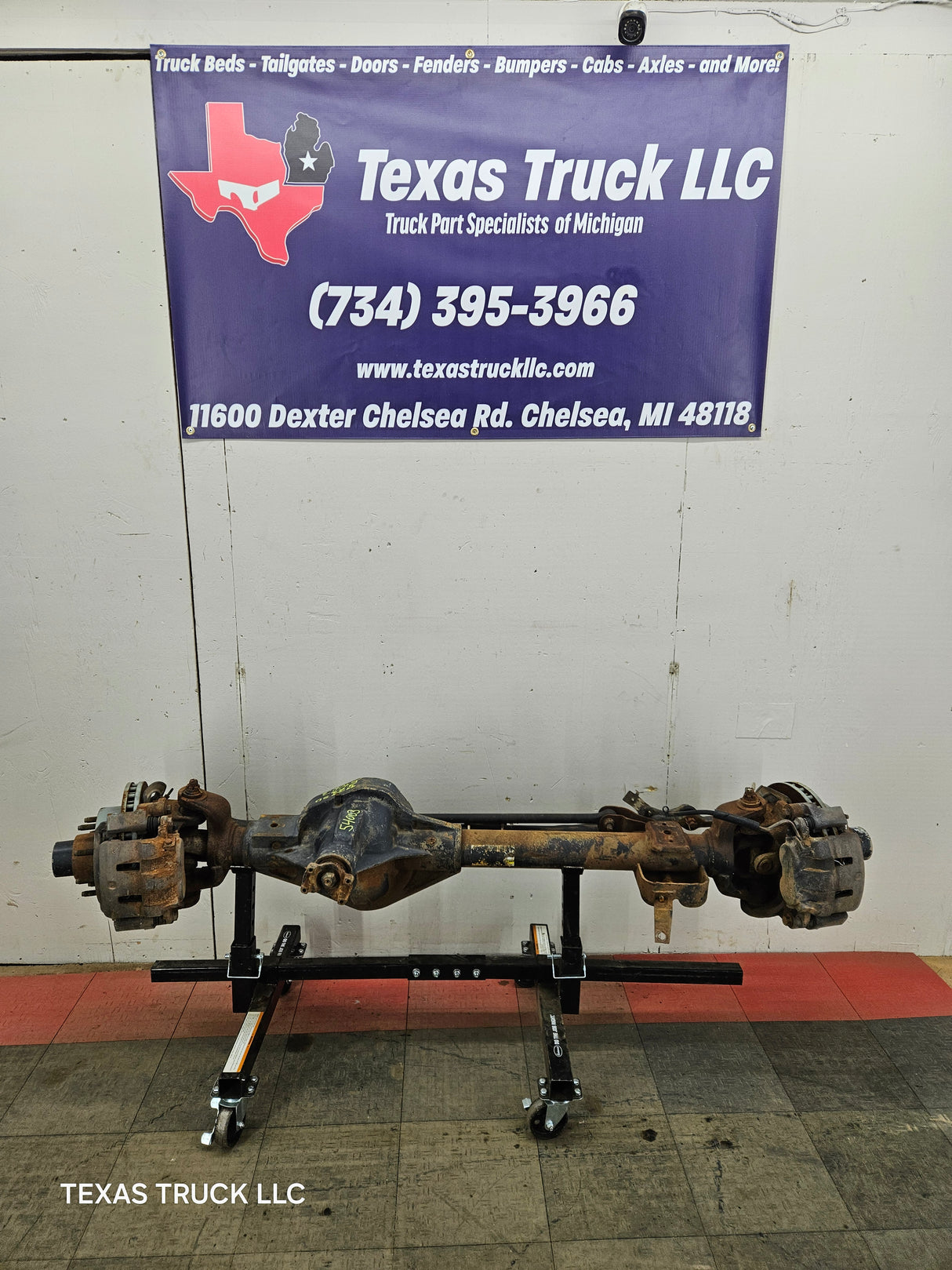 1999-2004 Ford Super Duty F250 F350 SRW Front Axle 3.73 Gear Ratio