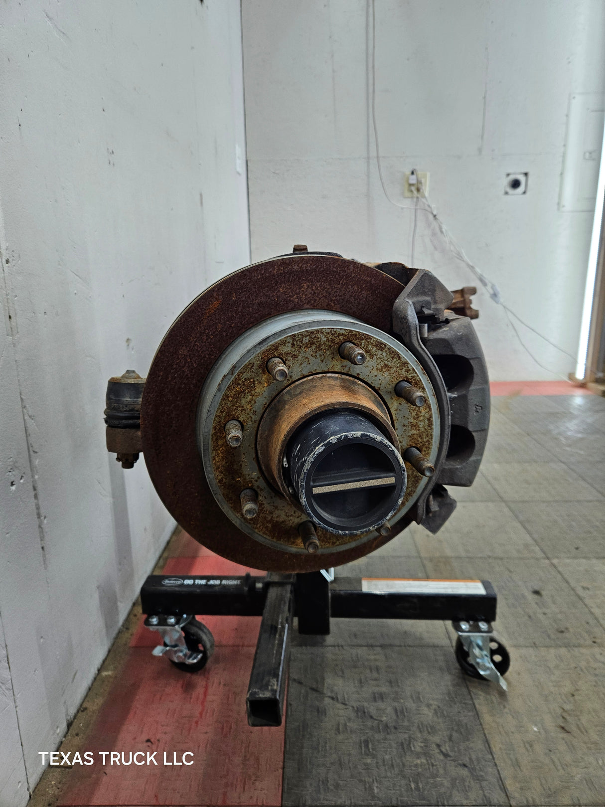 1999-2004 Ford Super Duty F250 F350 SRW Front Axle 3.73 Gear Ratio
