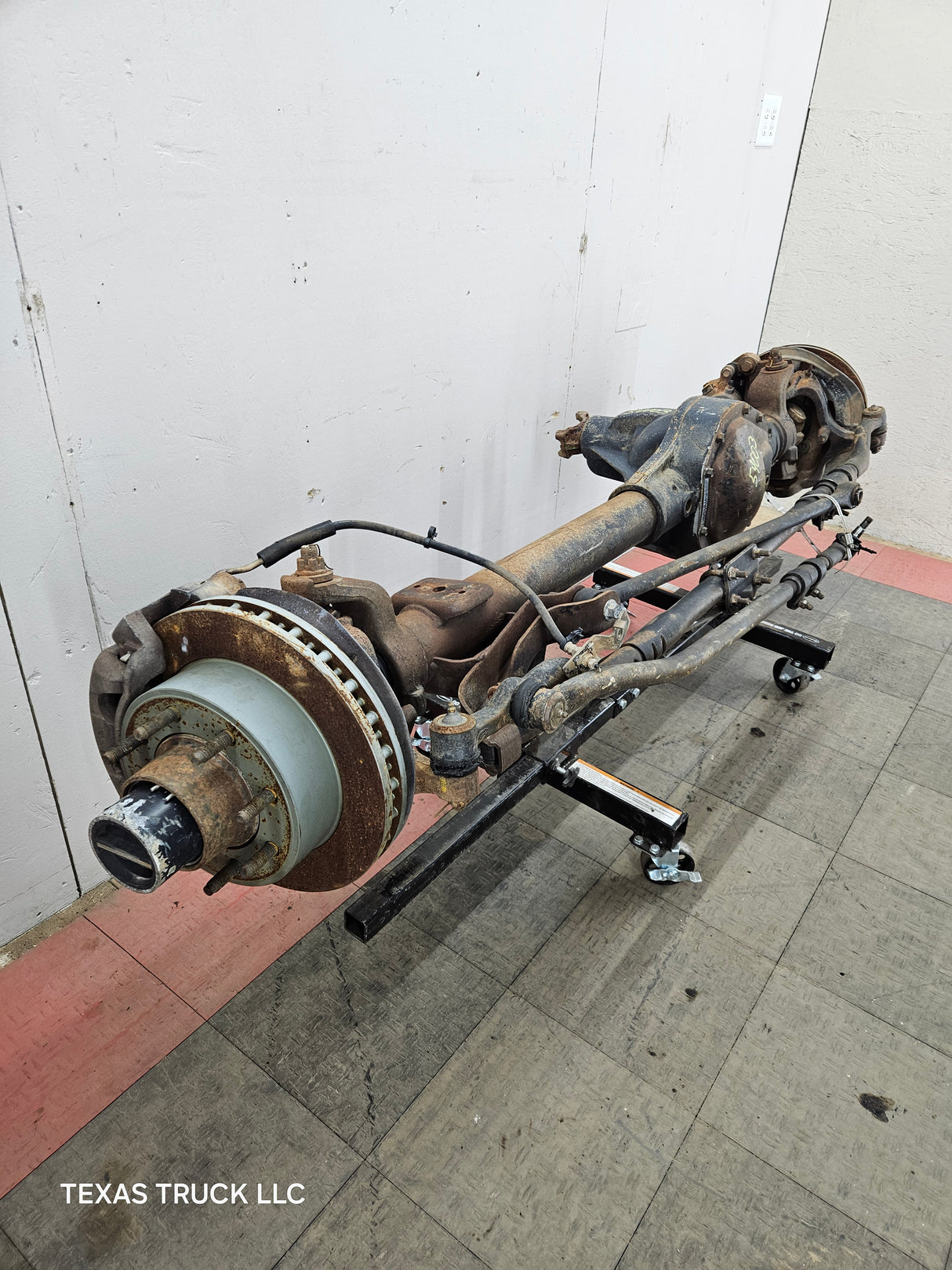 1999-2004 Ford Super Duty F250 F350 SRW Front Axle 3.73 Gear Ratio