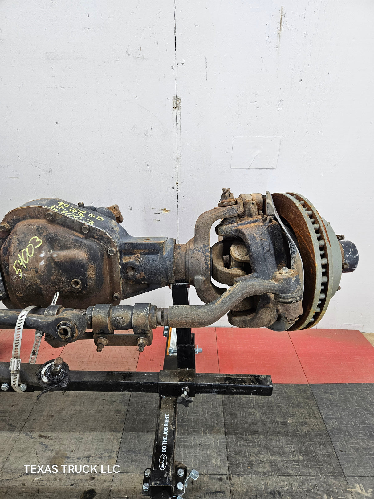 1999-2004 Ford Super Duty F250 F350 SRW Front Axle 3.73 Gear Ratio